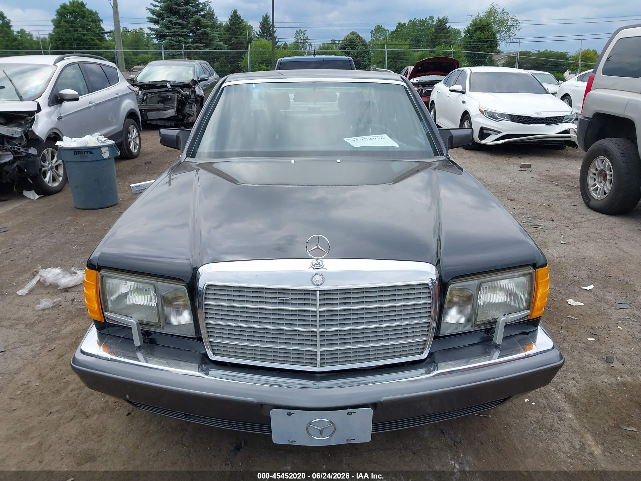 1991 Mercedes-benz 560 Sel Black vin: WDBCA39E8MA574466