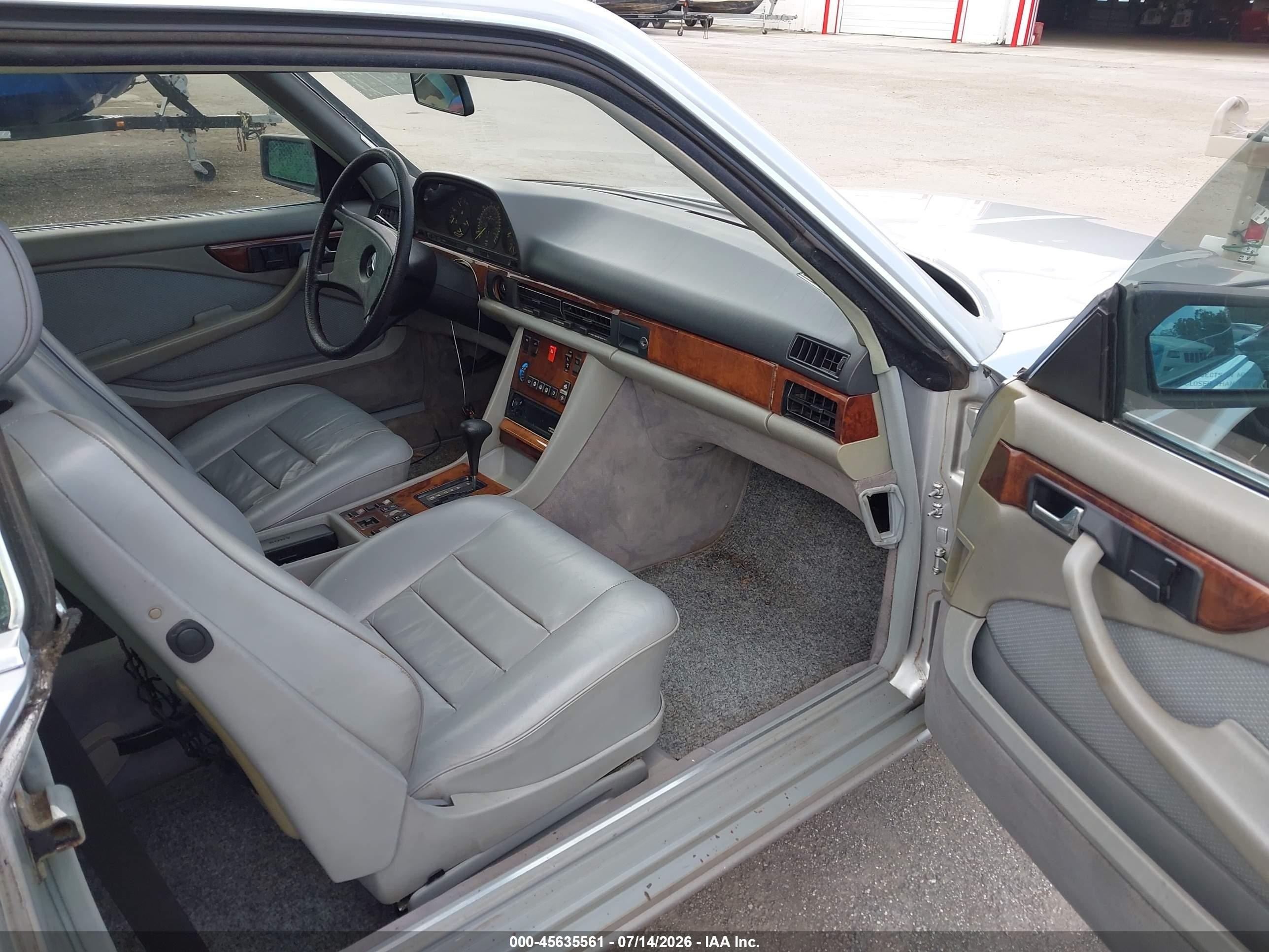 1984 Mercedes-benz 500 Sec Gray vin: WDBCA44A0EA021144