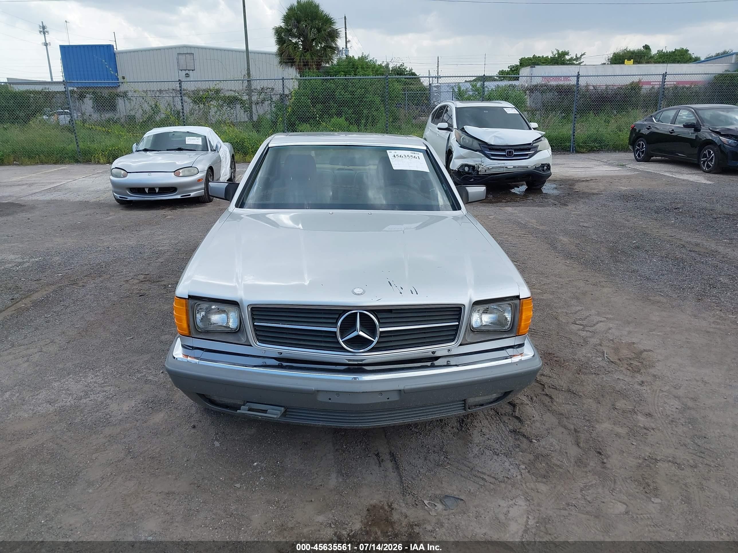 1984 Mercedes-benz 500 Sec Gray vin: WDBCA44A0EA021144