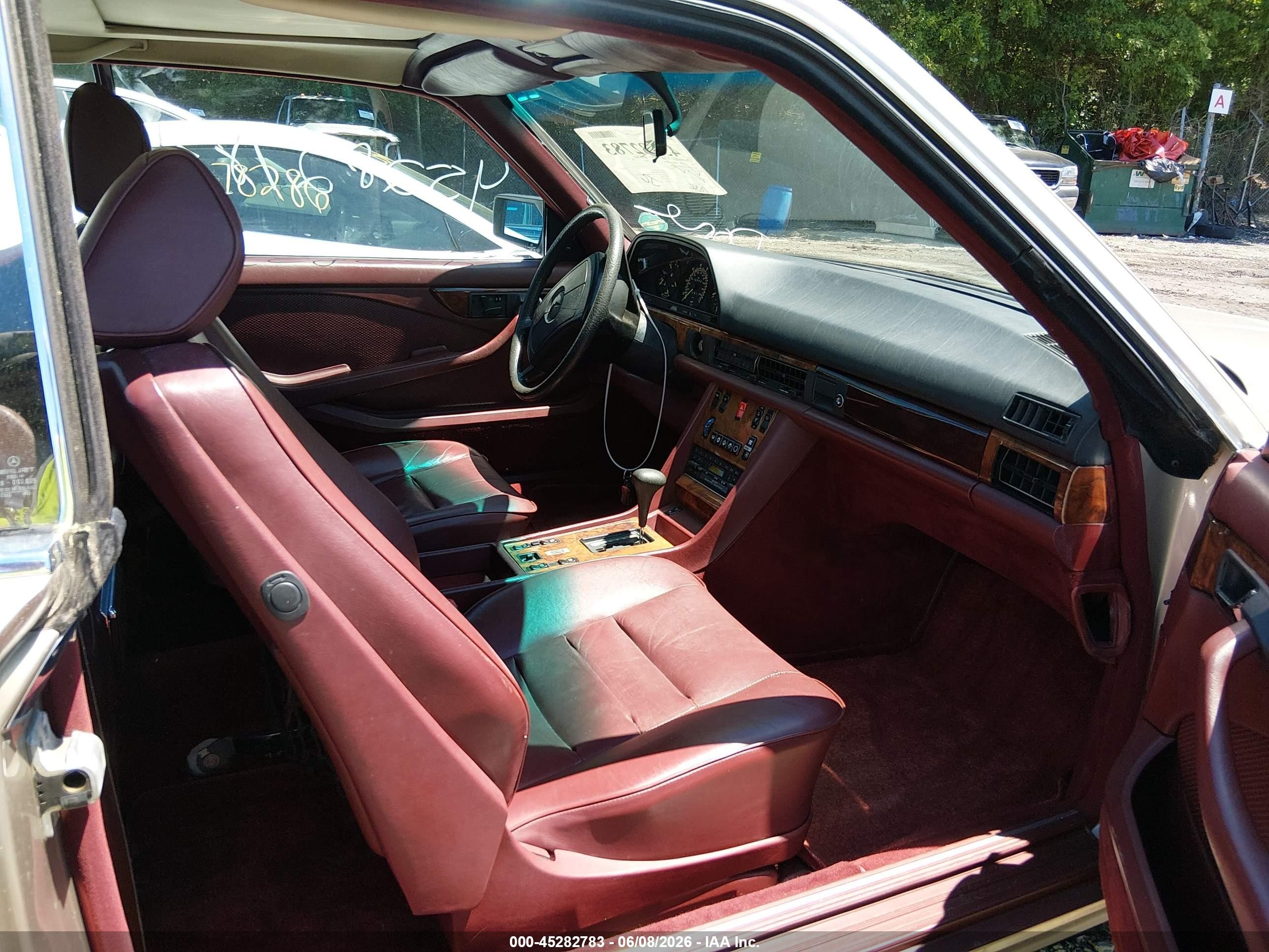 1985 Mercedes-benz 500 Sec Gold vin: WDBCA44D4FA189414