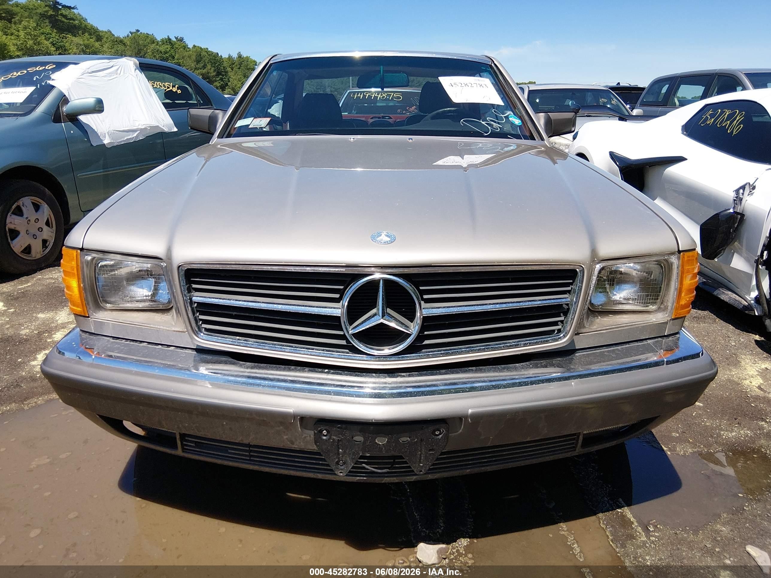 1985 Mercedes-benz 500 Sec Gold vin: WDBCA44D4FA189414