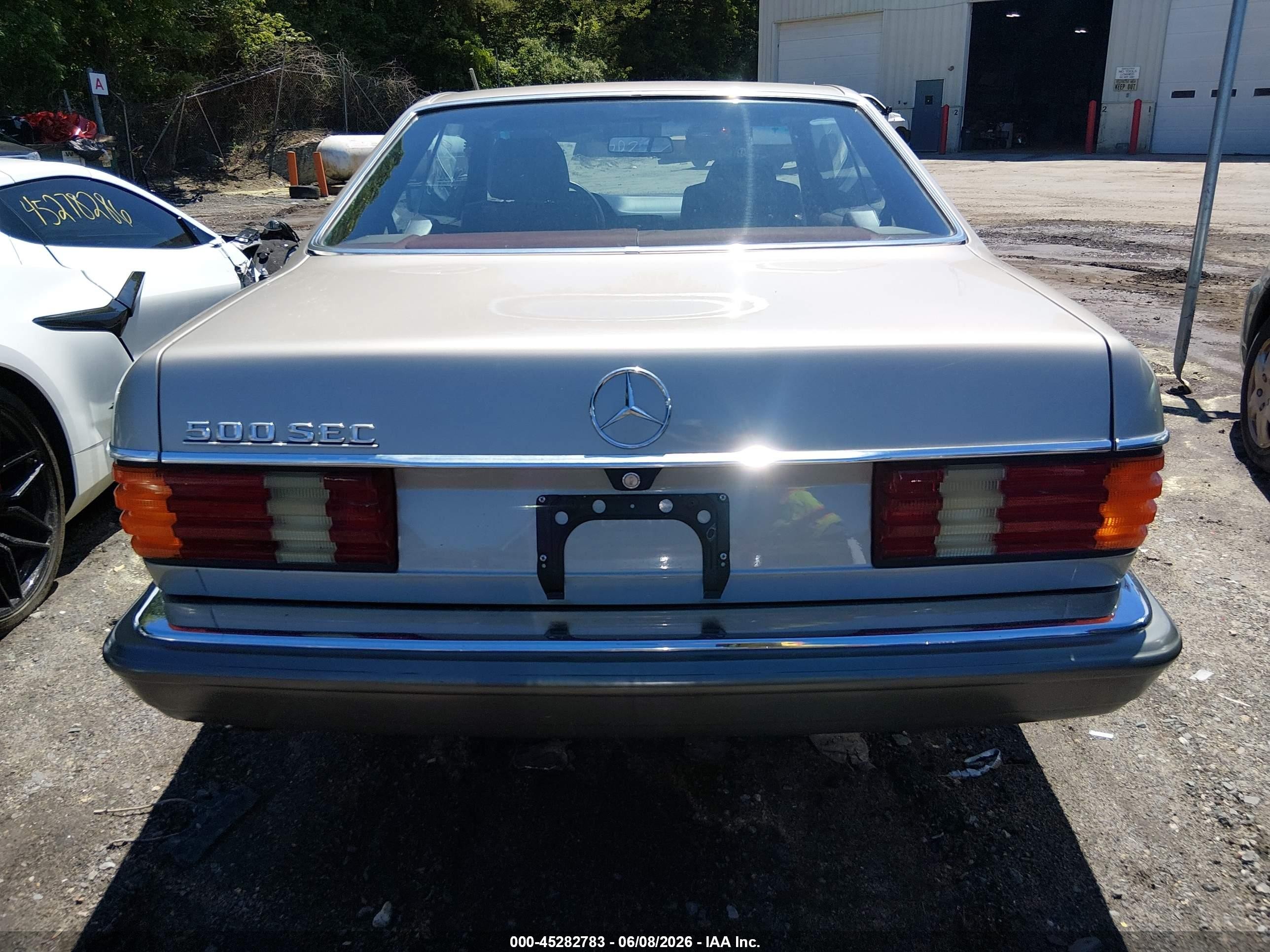 1985 Mercedes-benz 500 Sec Gold vin: WDBCA44D4FA189414