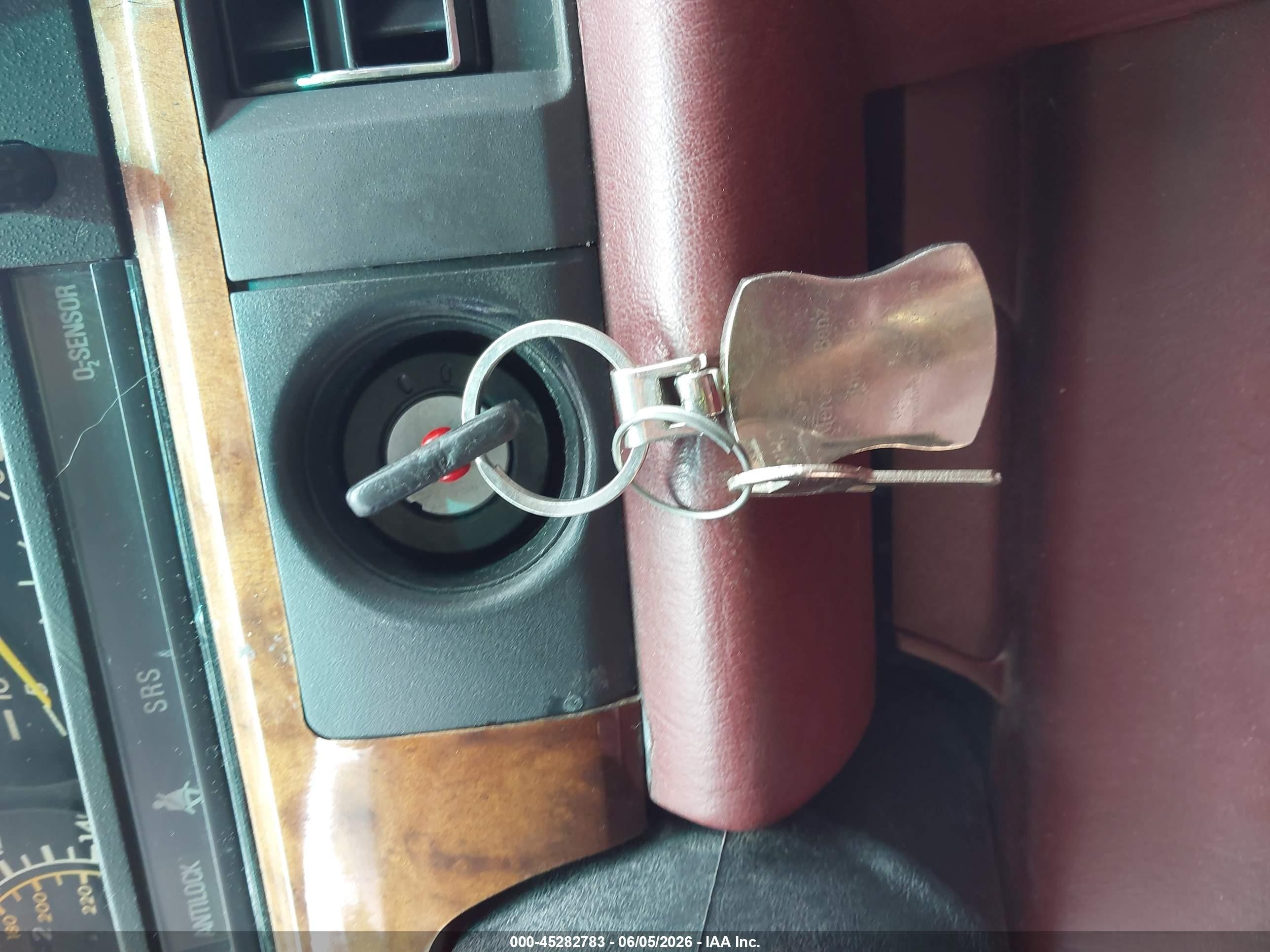 1985 Mercedes-benz 500 Sec Gold vin: WDBCA44D4FA189414