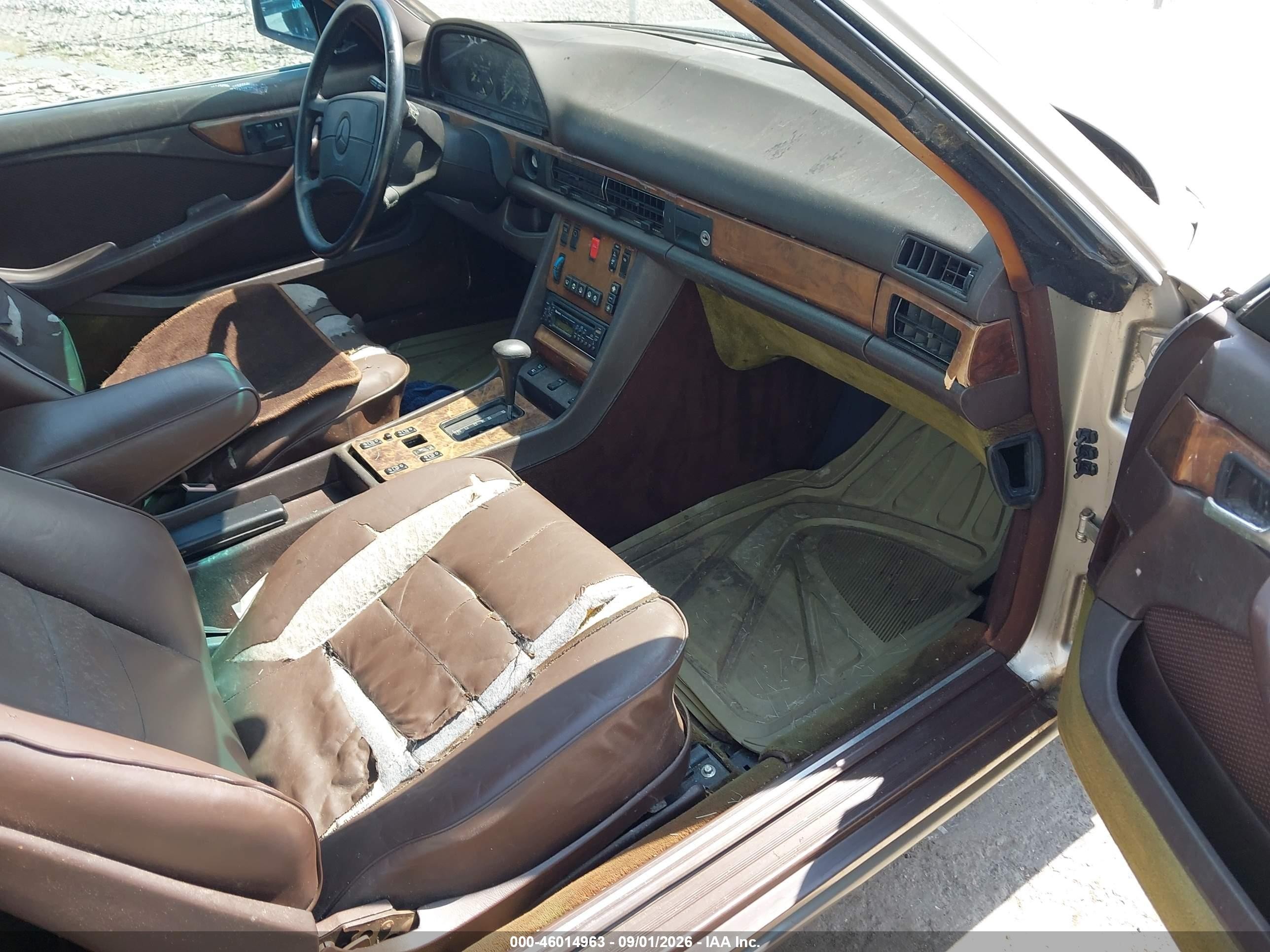 1987 Mercedes-benz 560 Sec Silver vin: WDBCA45D0HA276289