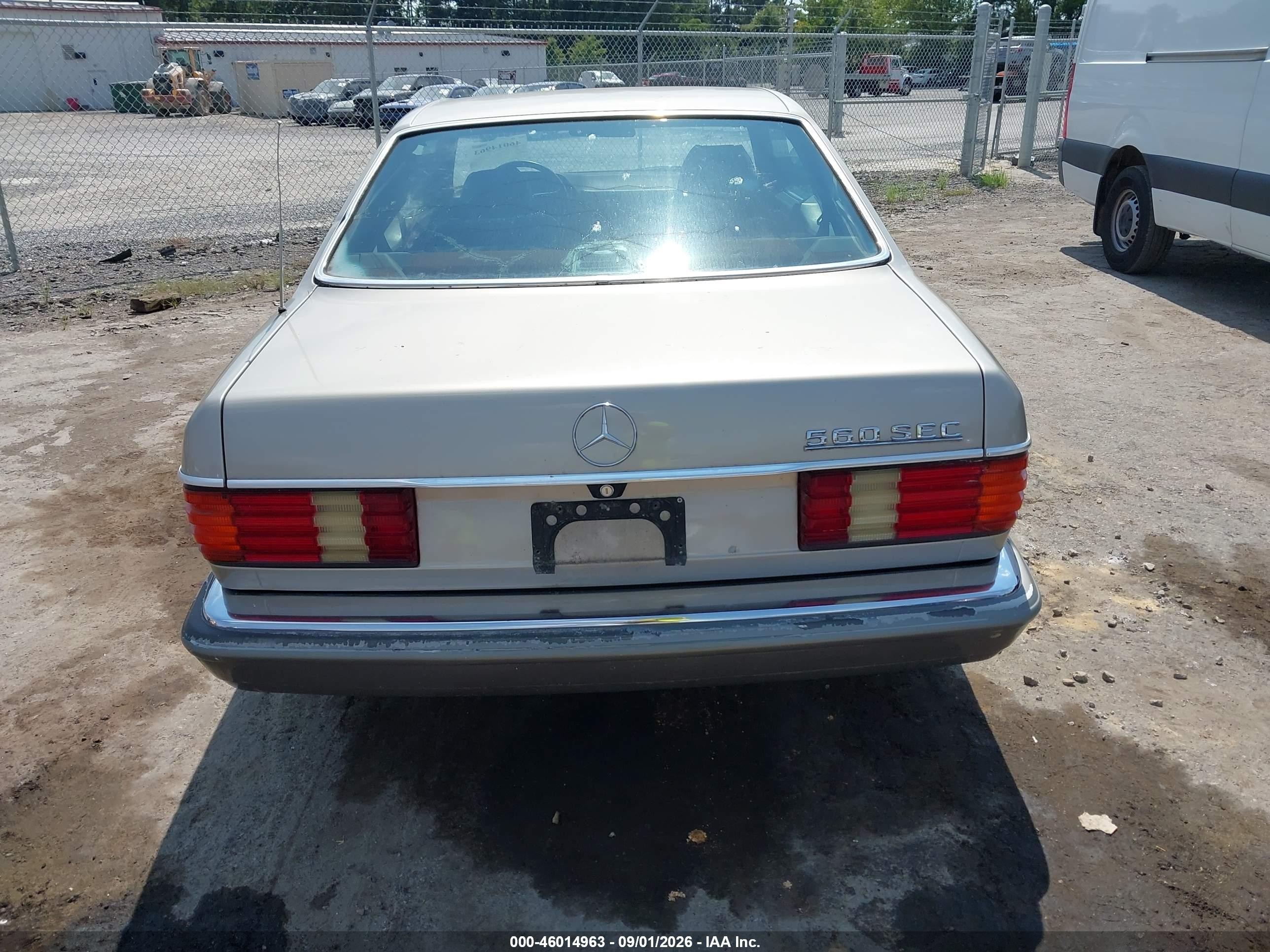 1987 Mercedes-benz 560 Sec Silver vin: WDBCA45D0HA276289