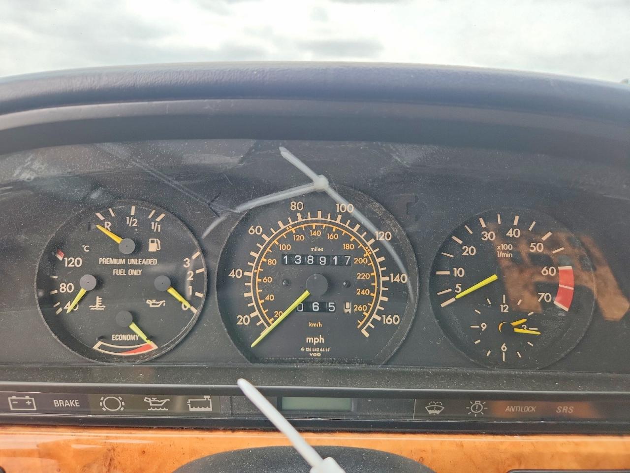 1987 Mercedes-benz 560 Sec Black vin: WDBCA45D0HA337768