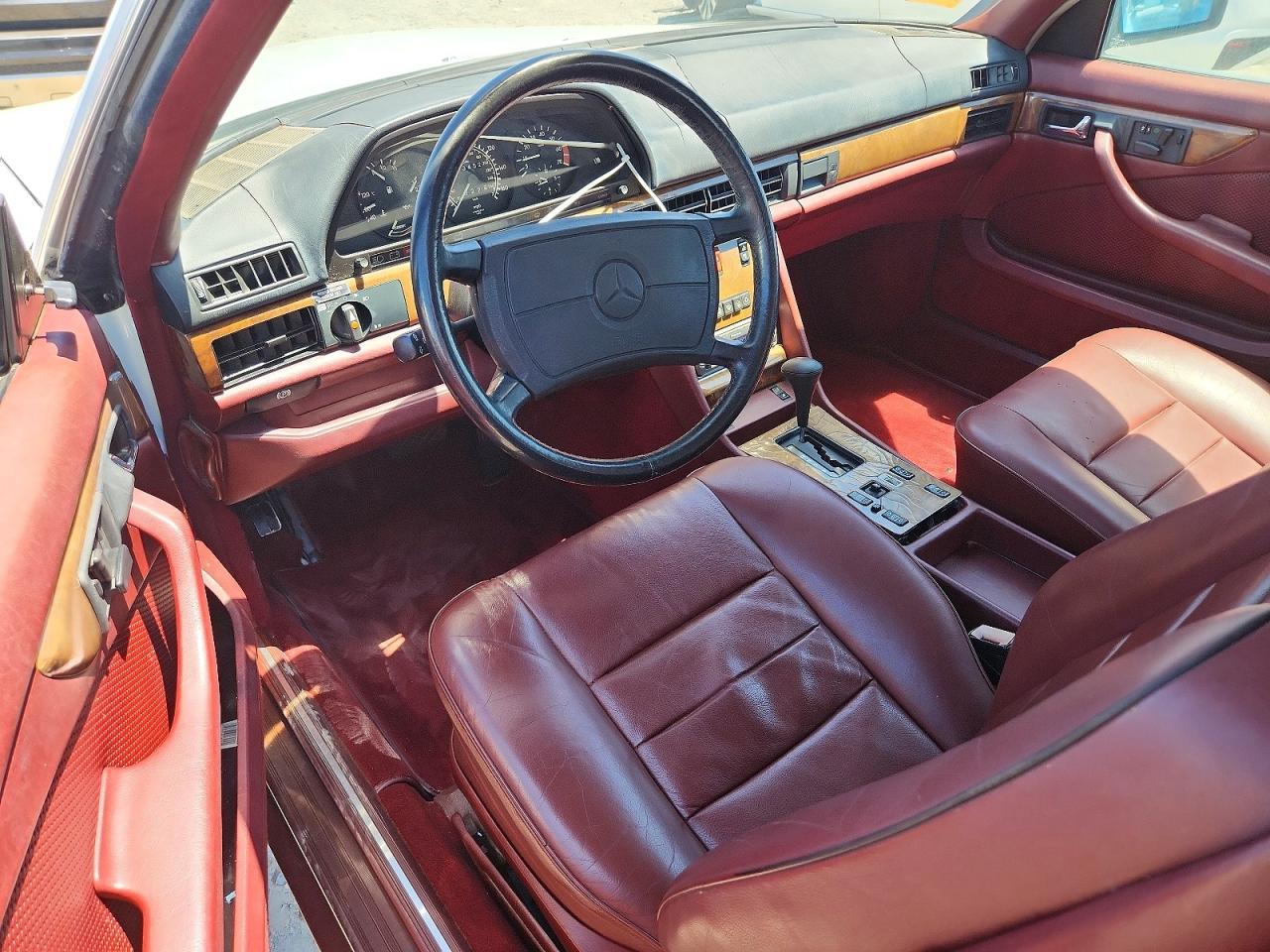 1986 Mercedes-benz 560 Sec White vin: WDBCA45D3GA248193