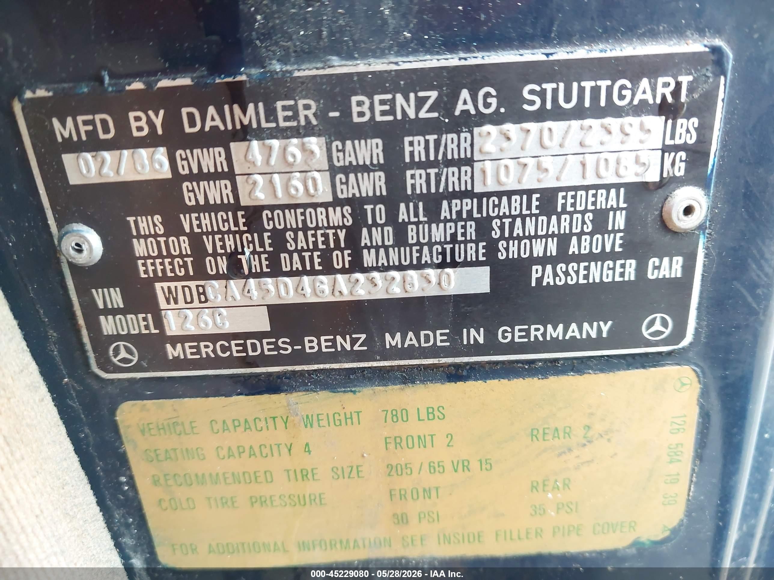 1986 Mercedes-benz 560 Sec Blue vin: WDBCA45D4GA232830