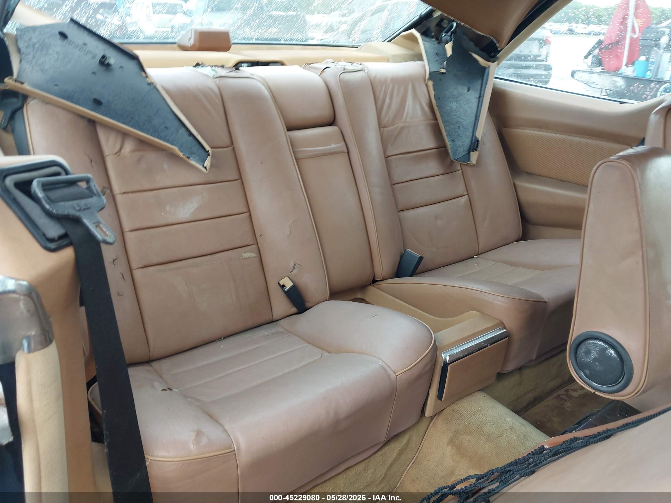 1986 Mercedes-benz 560 Sec Blue vin: WDBCA45D4GA232830