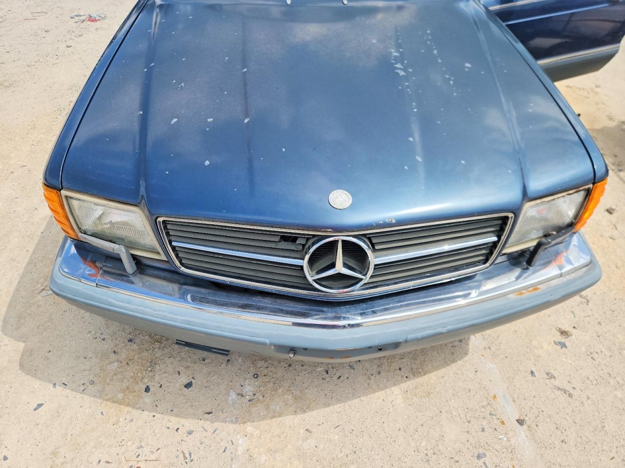 1987 Mercedes-benz 560 Sec Blue vin: WDBCA45D4HA304613