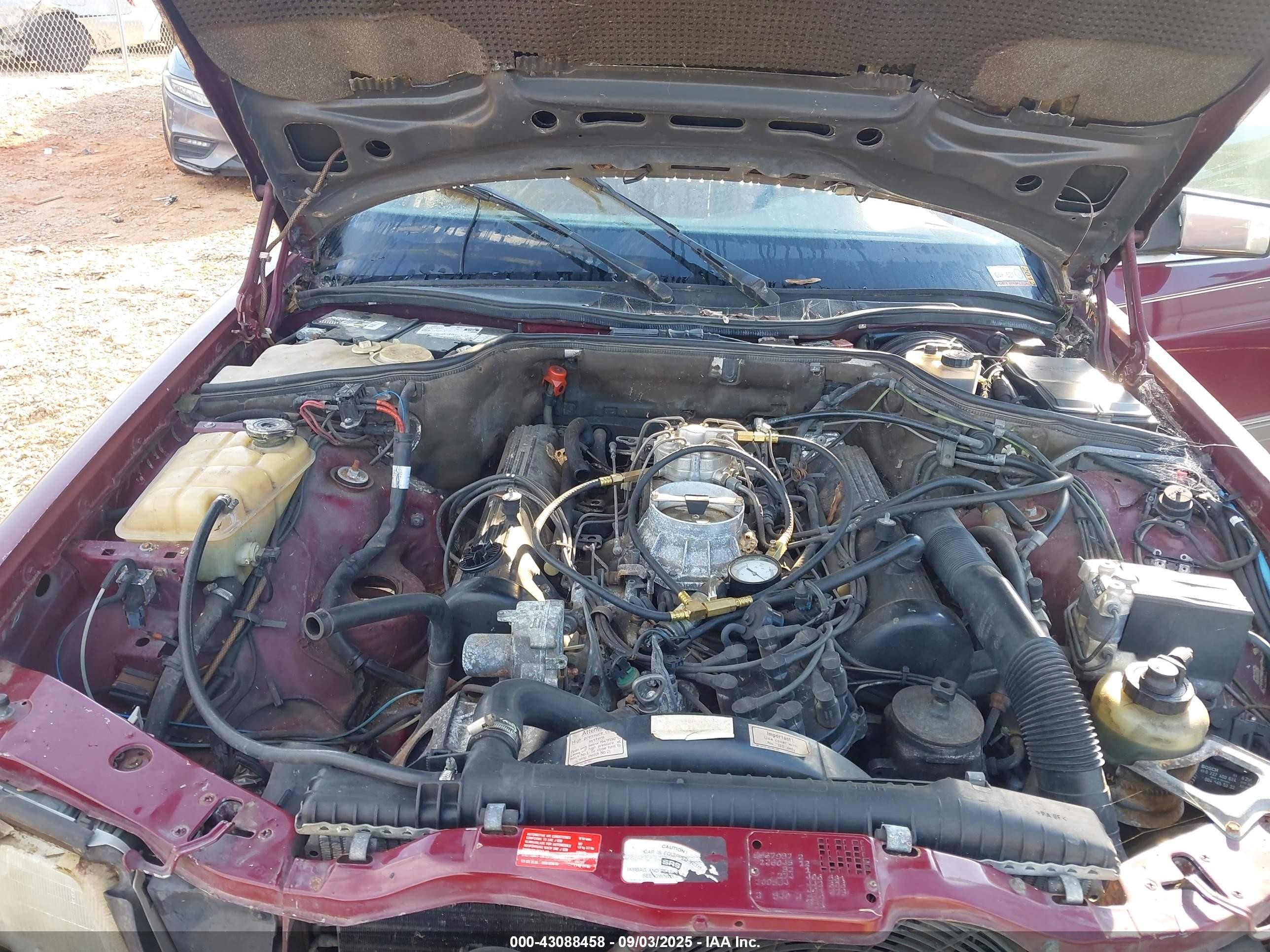 1986 Mercedes-benz 560 Sec Красный vin: WDBCA45D5GA200646