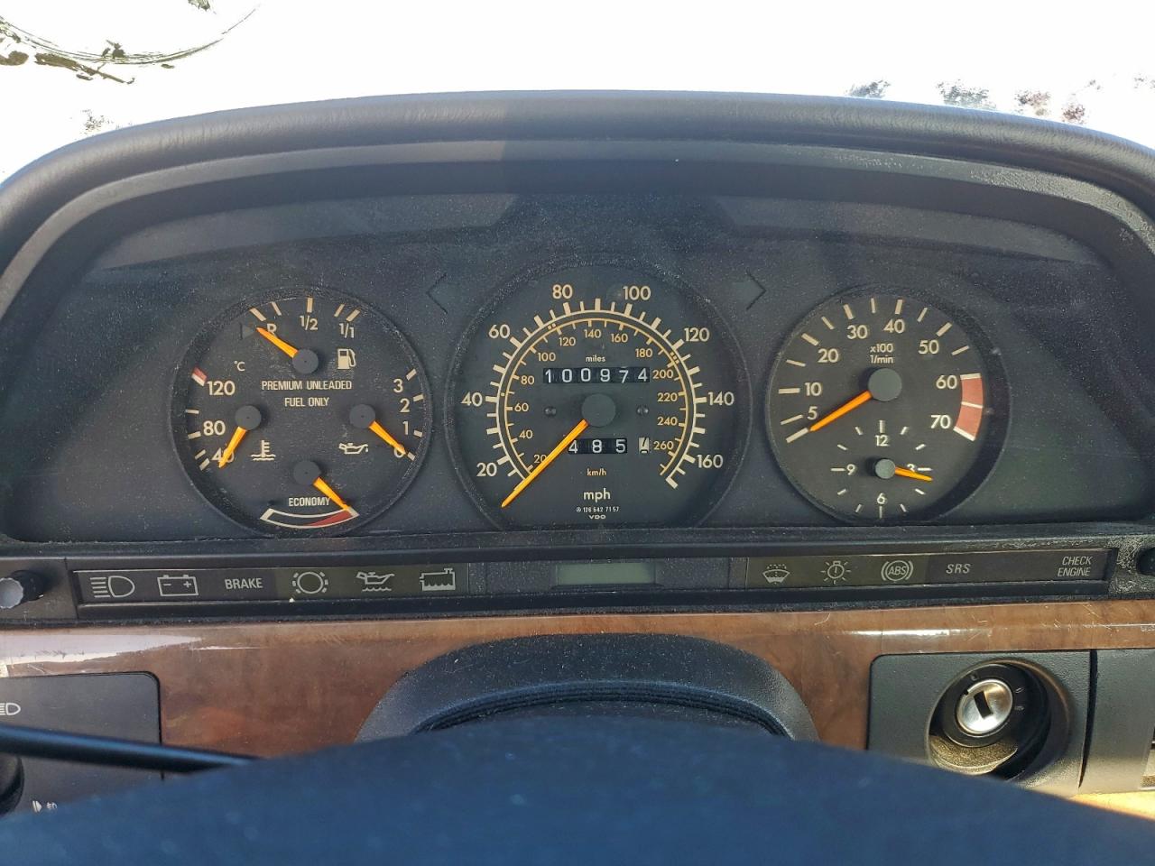 1988 Mercedes-benz 560 Sec Blue vin: WDBCA45D7JA367033