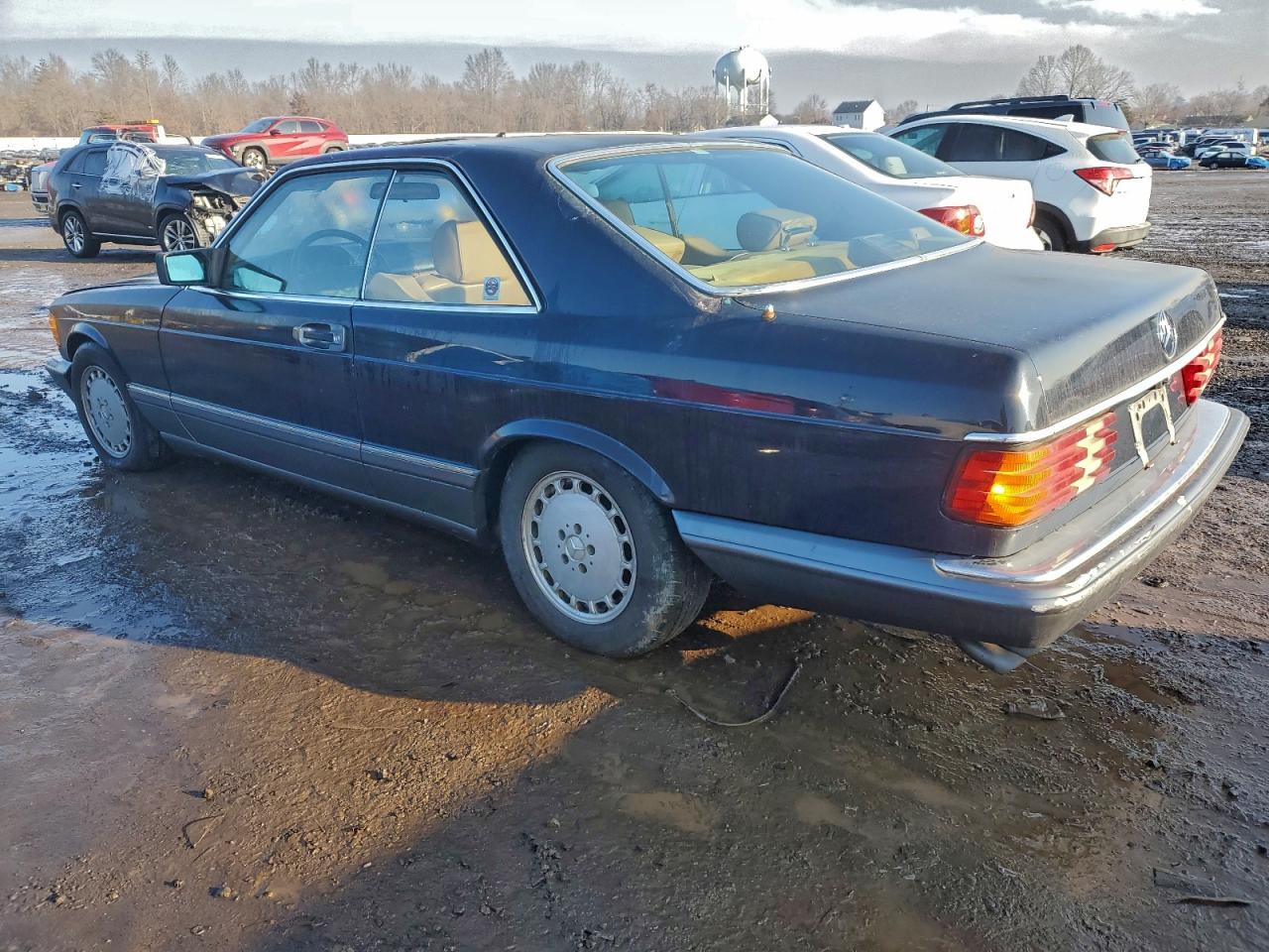 1988 Mercedes-benz 560 Sec Blue vin: WDBCA45D7JA367033