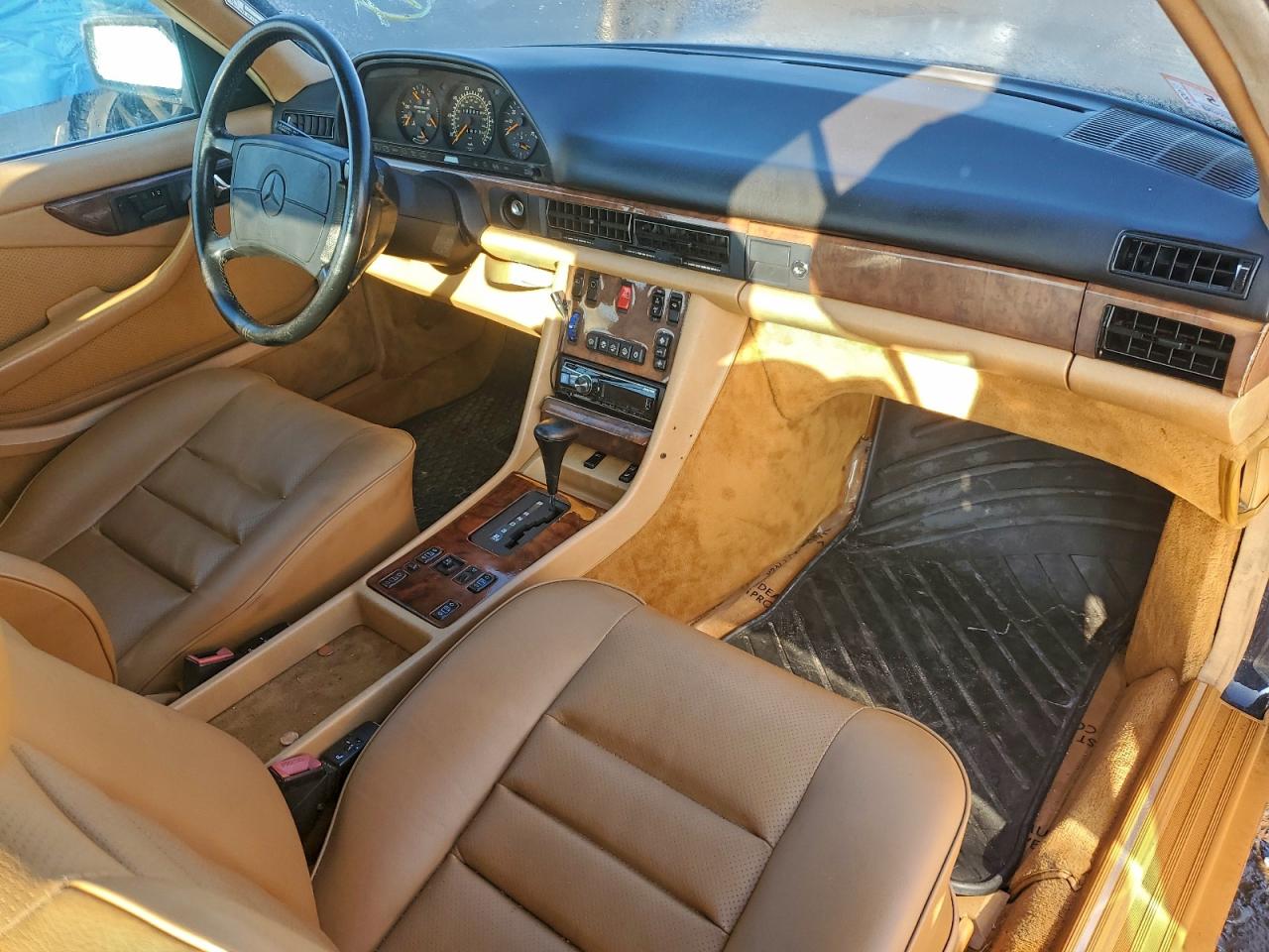 1988 Mercedes-benz 560 Sec Blue vin: WDBCA45D7JA367033