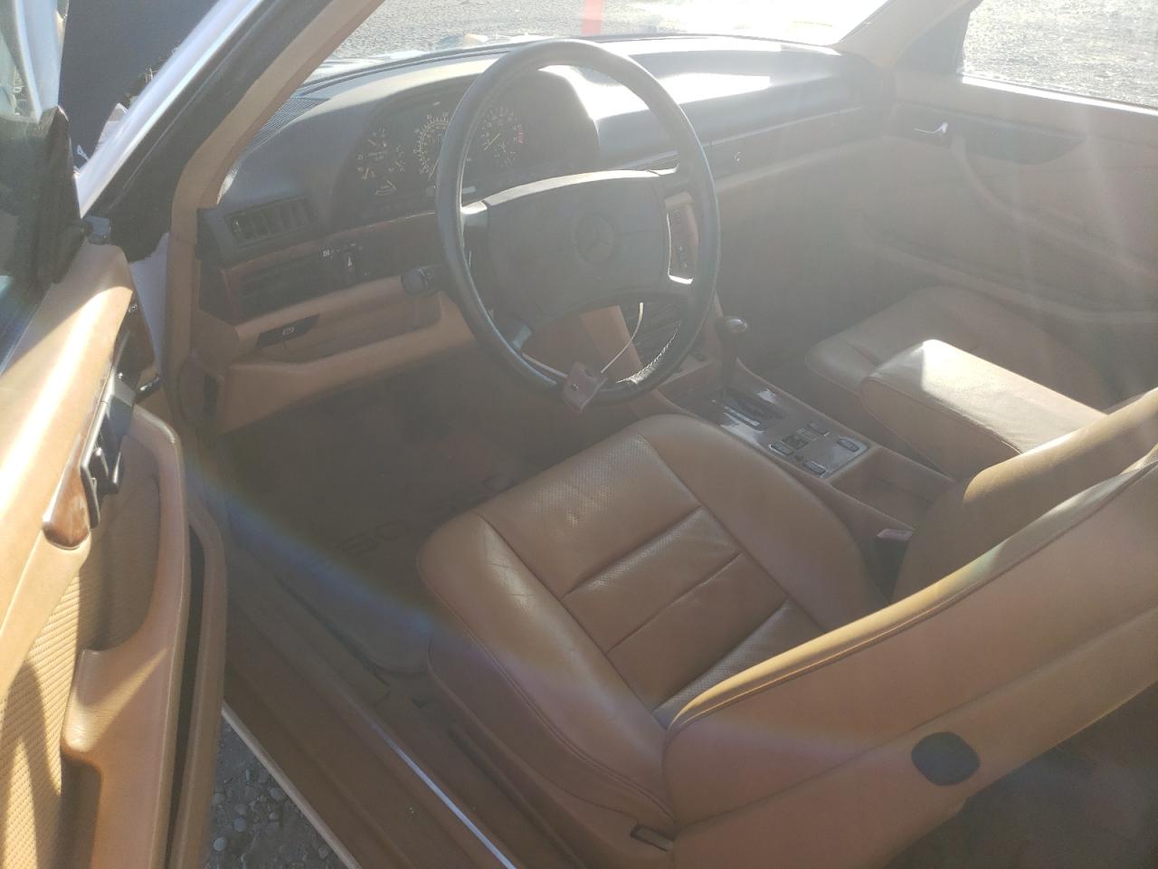 1987 Mercedes-benz 560 Sec White vin: WDBCA45D8HA348968