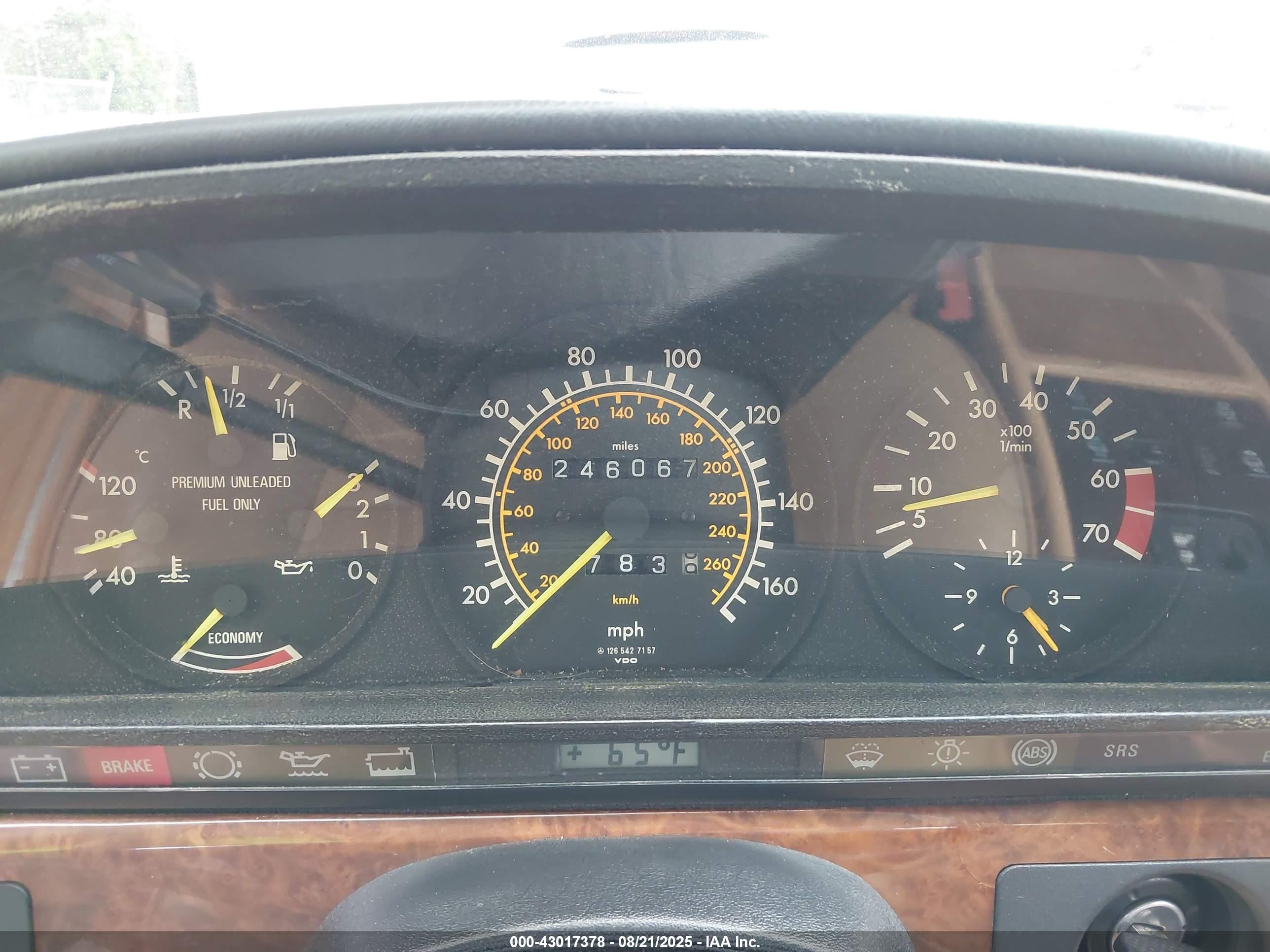 1988 Mercedes-benz 560 Sec Red vin: WDBCA45D8JA368854