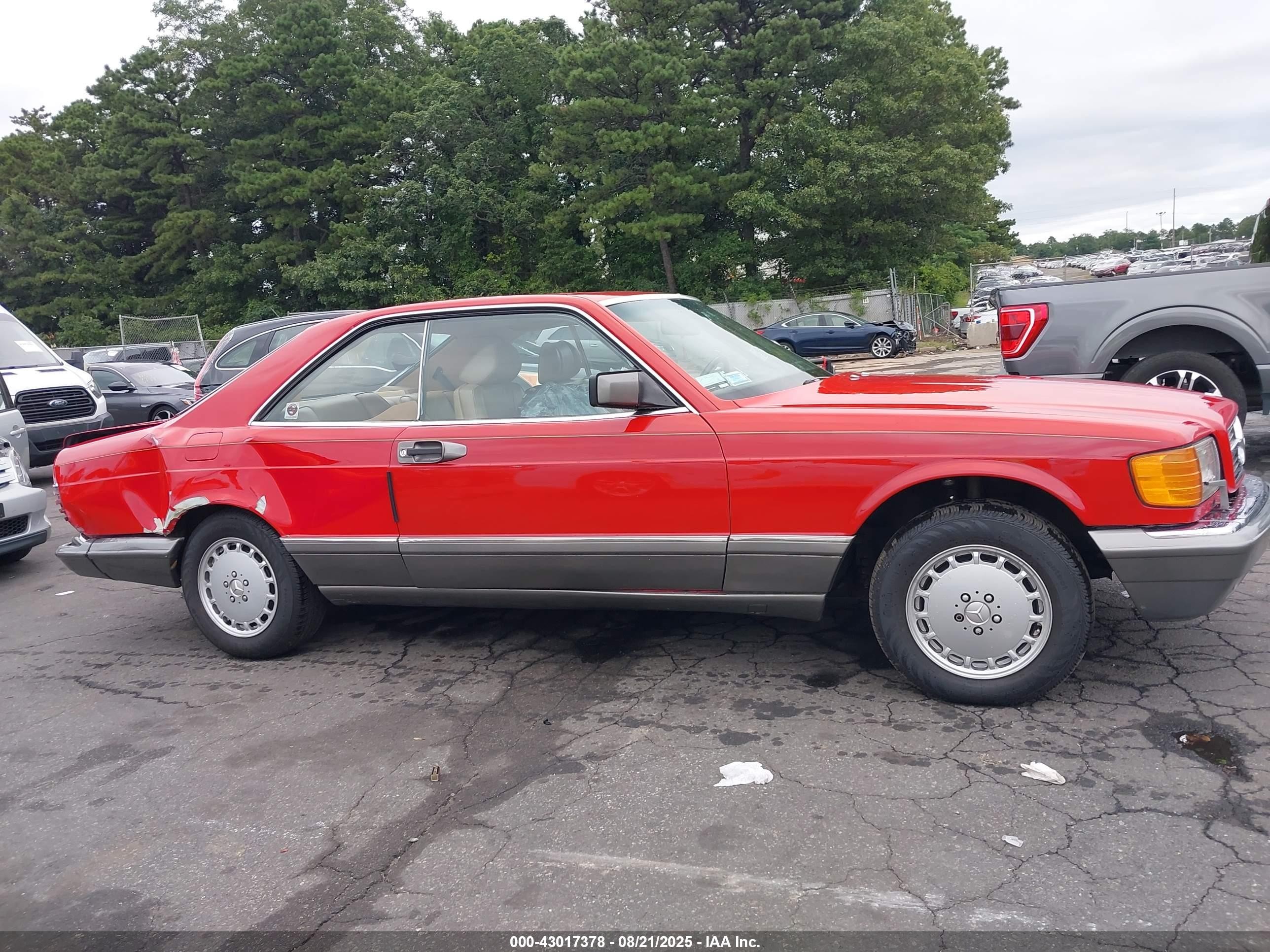 1988 Mercedes-benz 560 Sec Red vin: WDBCA45D8JA368854