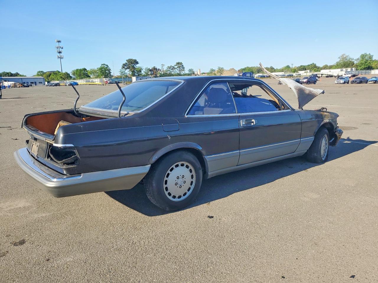 1987 Mercedes-benz 560 Sec Black vin: WDBCA45D9HA331421