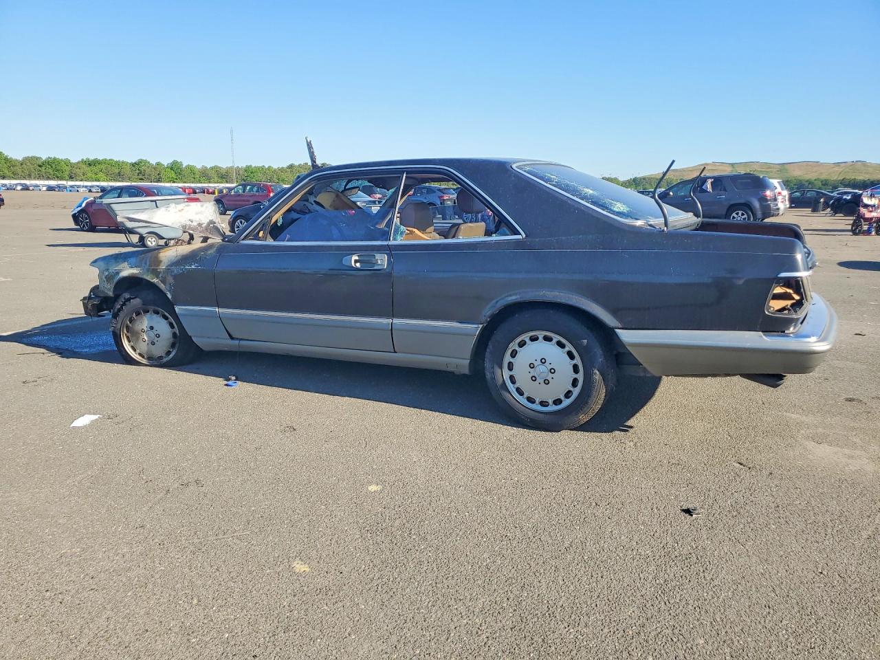 1987 Mercedes-benz 560 Sec Black vin: WDBCA45D9HA331421
