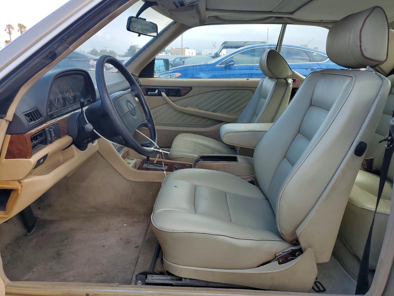 1991 Mercedes-benz 560 Sec Gold vin: WDBCA45E0MA594478