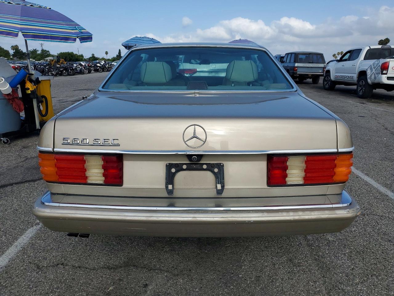 1991 Mercedes-benz 560 Sec Gold vin: WDBCA45E0MA594478