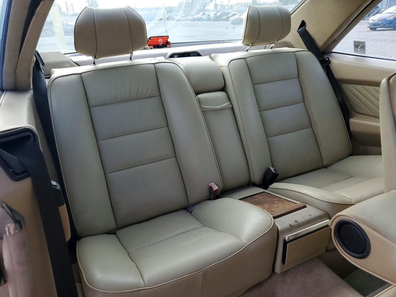 1991 Mercedes-benz 560 Sec Gold vin: WDBCA45E0MA594478