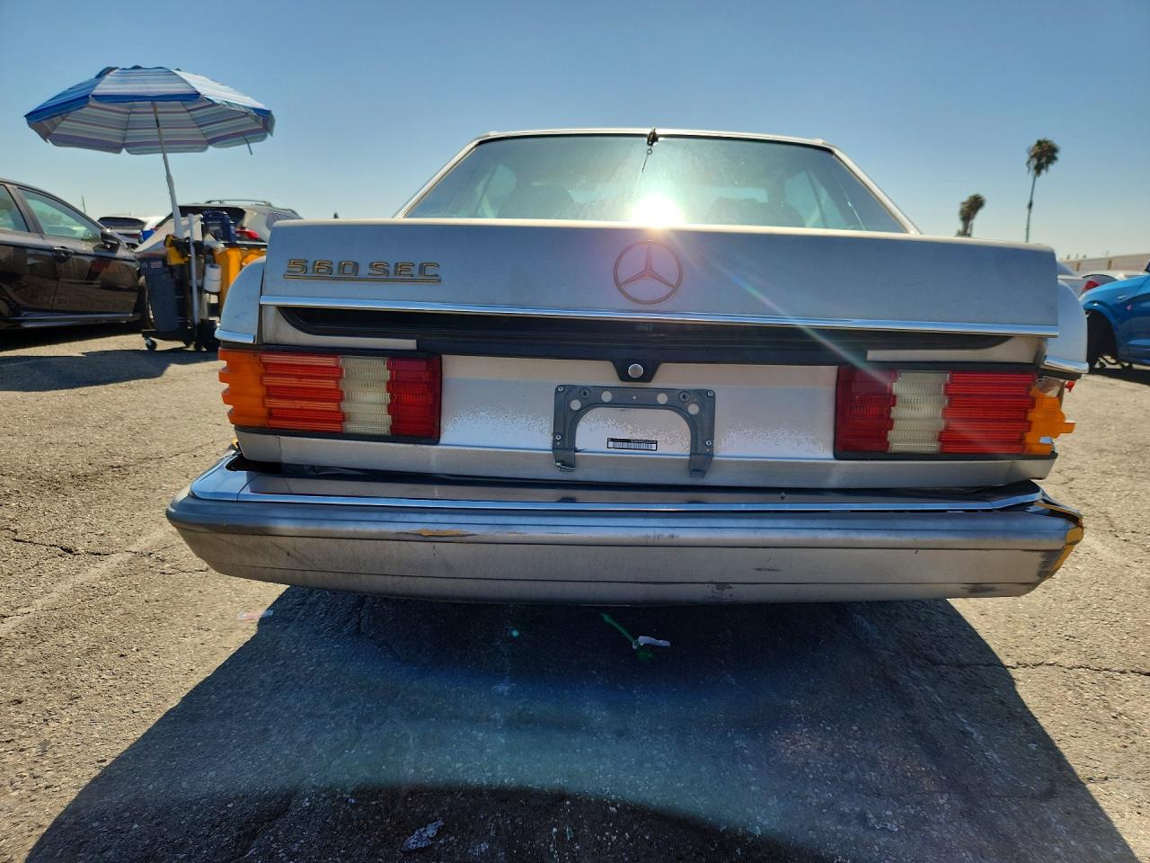 1990 Mercedes-benz 560 Sec Silver vin: WDBCA45E2LA536449