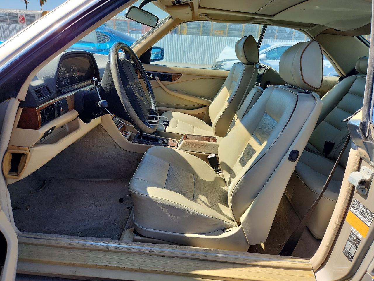 1990 Mercedes-benz 560 Sec Silver vin: WDBCA45E2LA536449