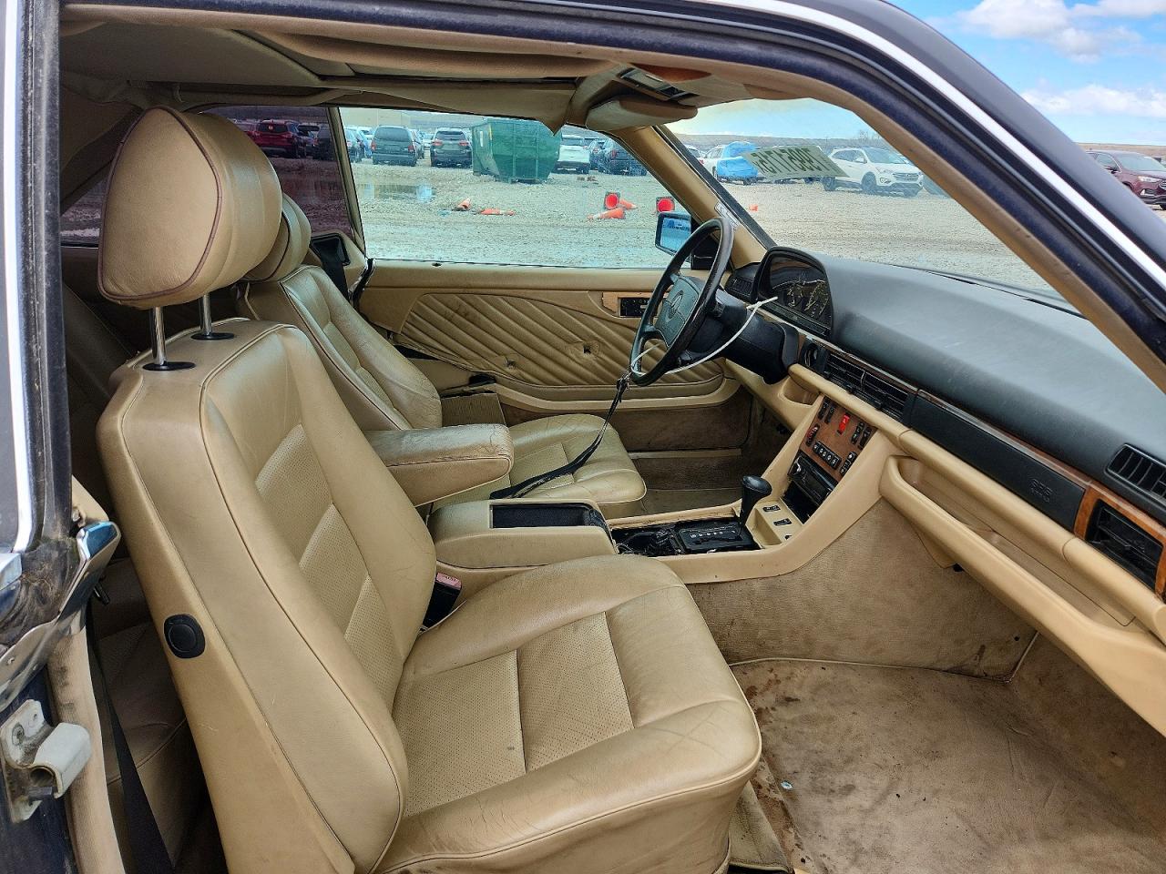 1989 Mercedes-benz 560 Sec Черный vin: WDBCA45EXKA486625