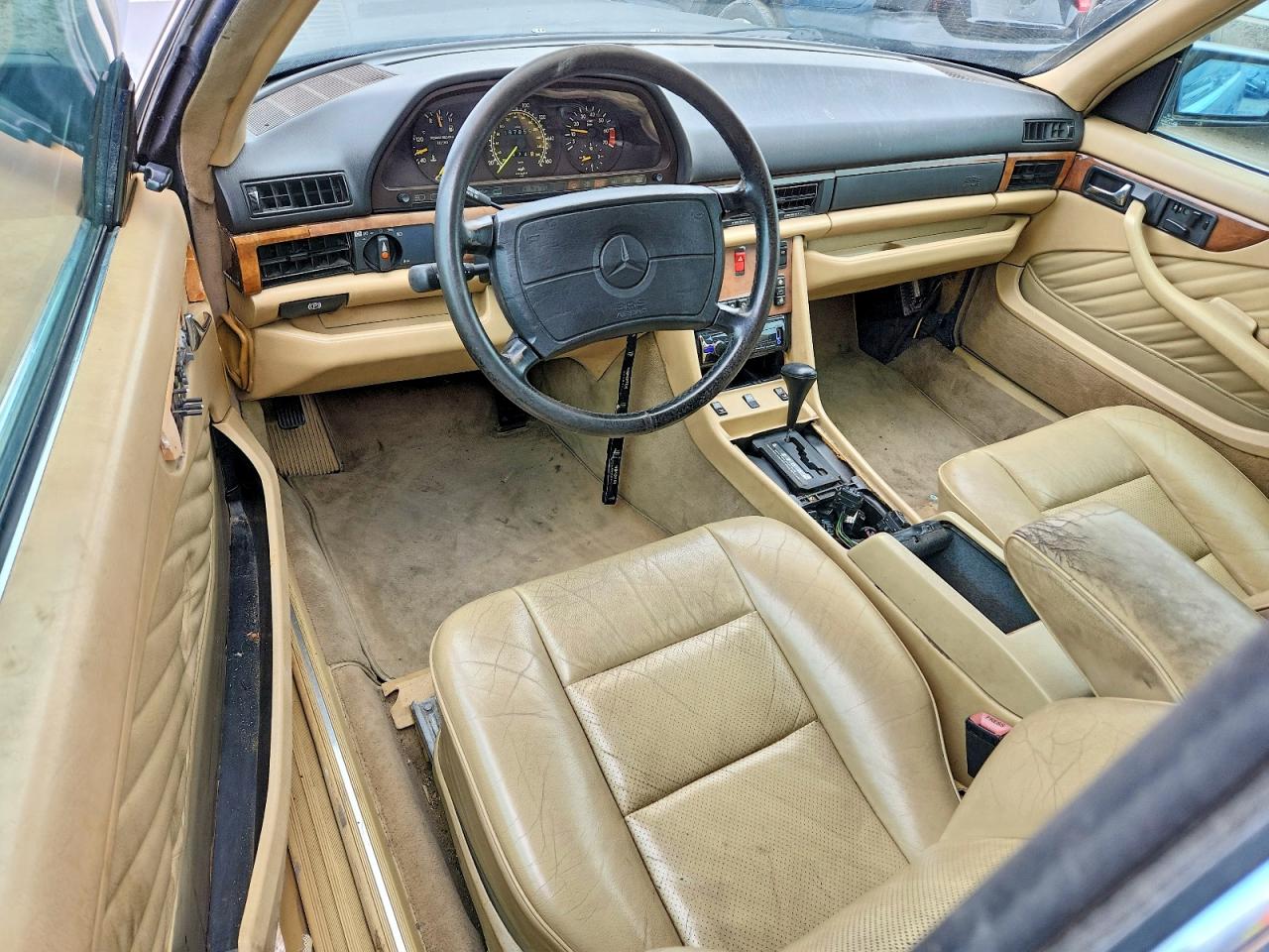 1989 Mercedes-benz 560 Sec Черный vin: WDBCA45EXKA486625