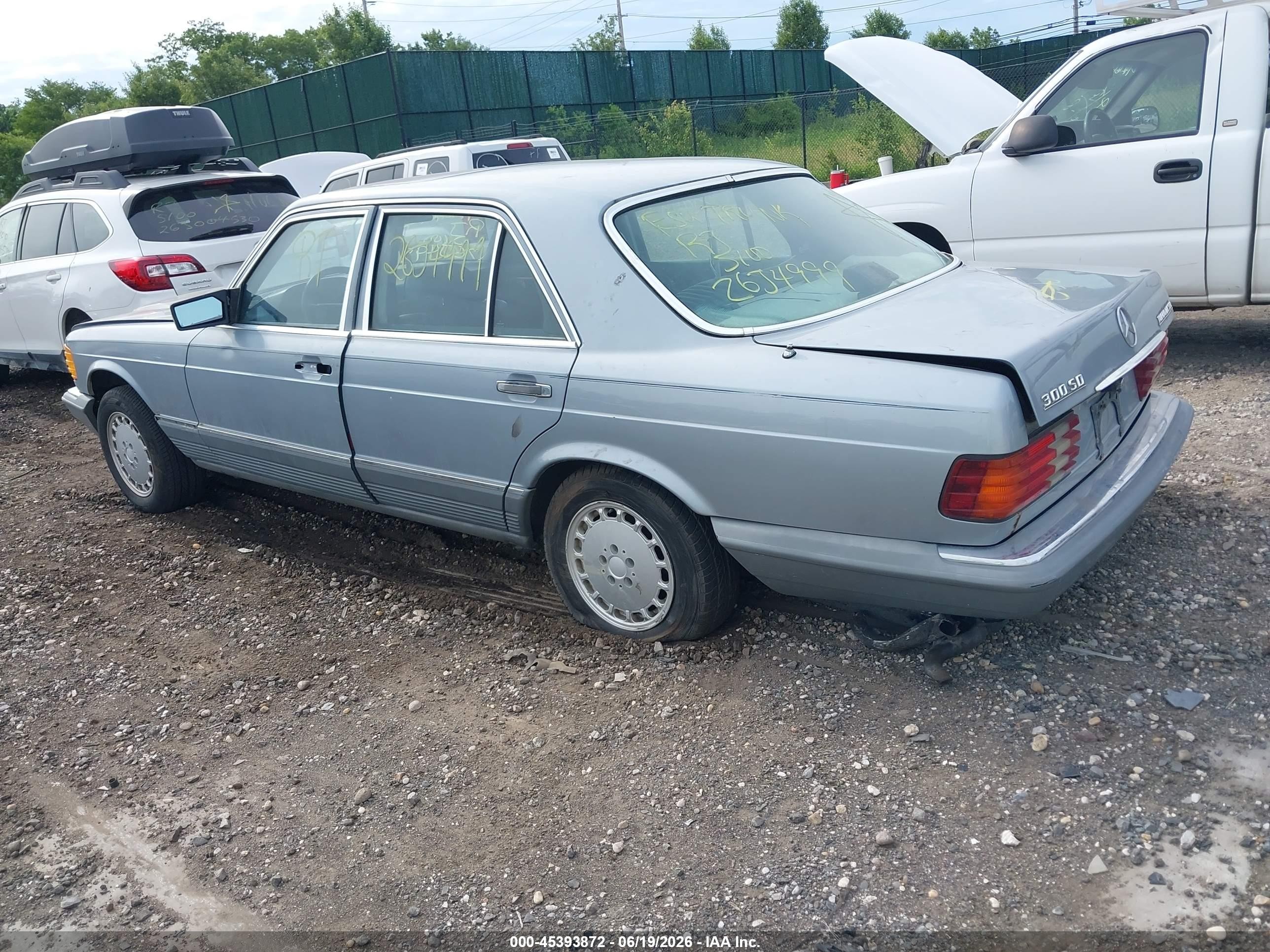 1982 Mercedes-benz 300 Sd Blue vin: WDBCB20A0CB026715