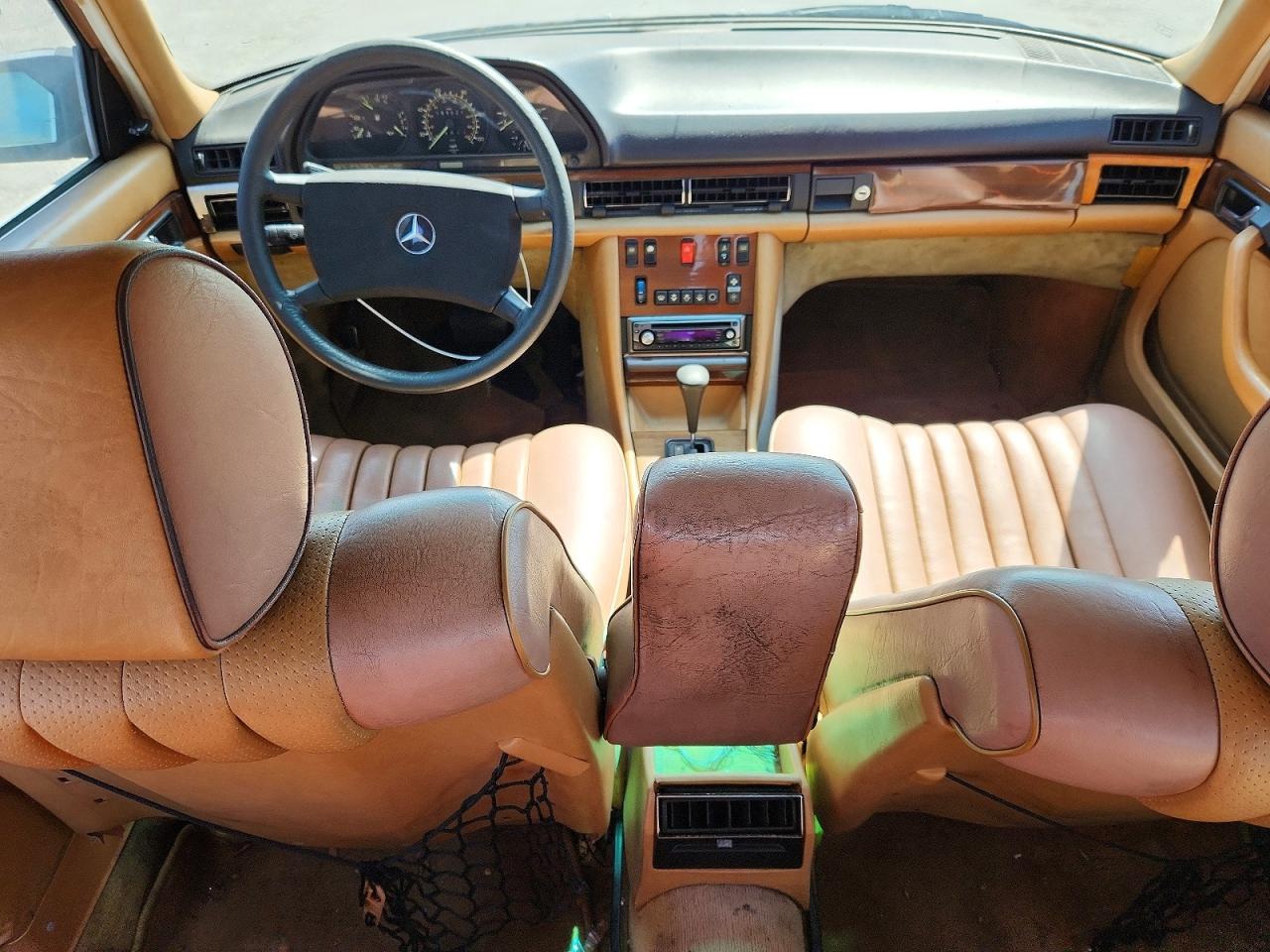 1984 Mercedes-benz 300 Sd Blue vin: WDBCB20A2EA059014