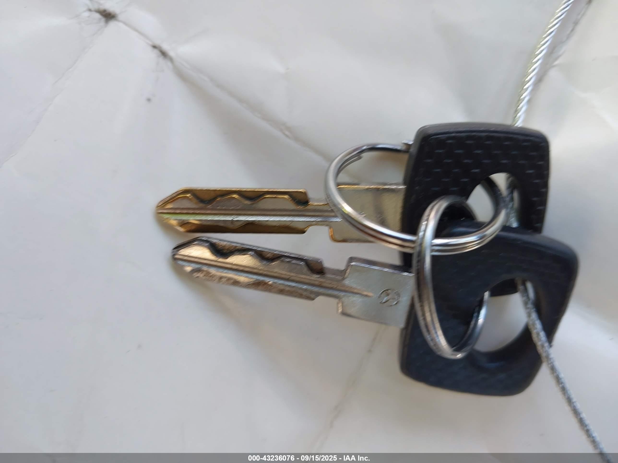 1984 Mercedes-benz 300 Sd Серебряный vin: WDBCB20A5EA011815