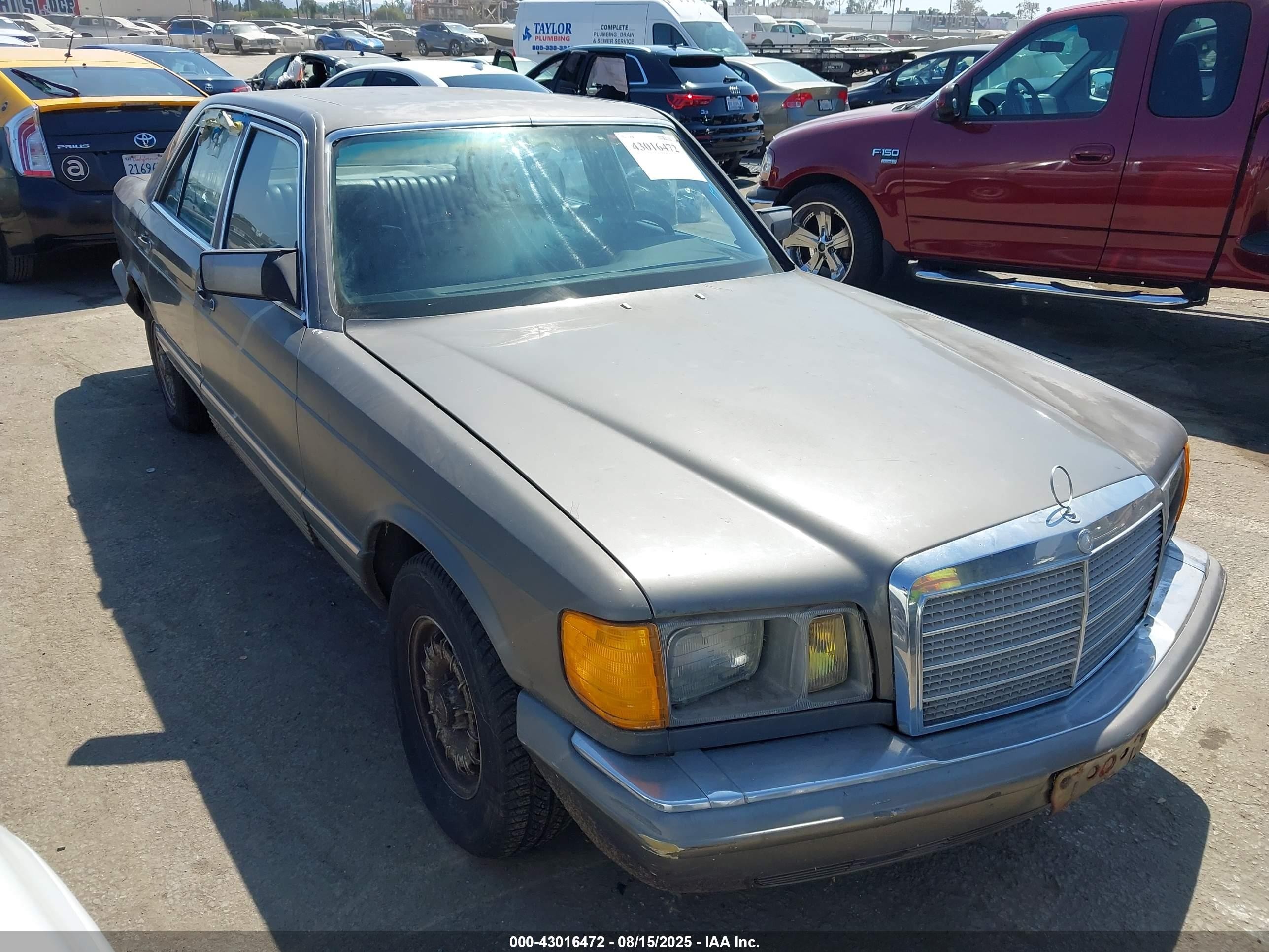 1982 Mercedes-benz 300 Sd Gray vin: WDBCB20A6CB023883