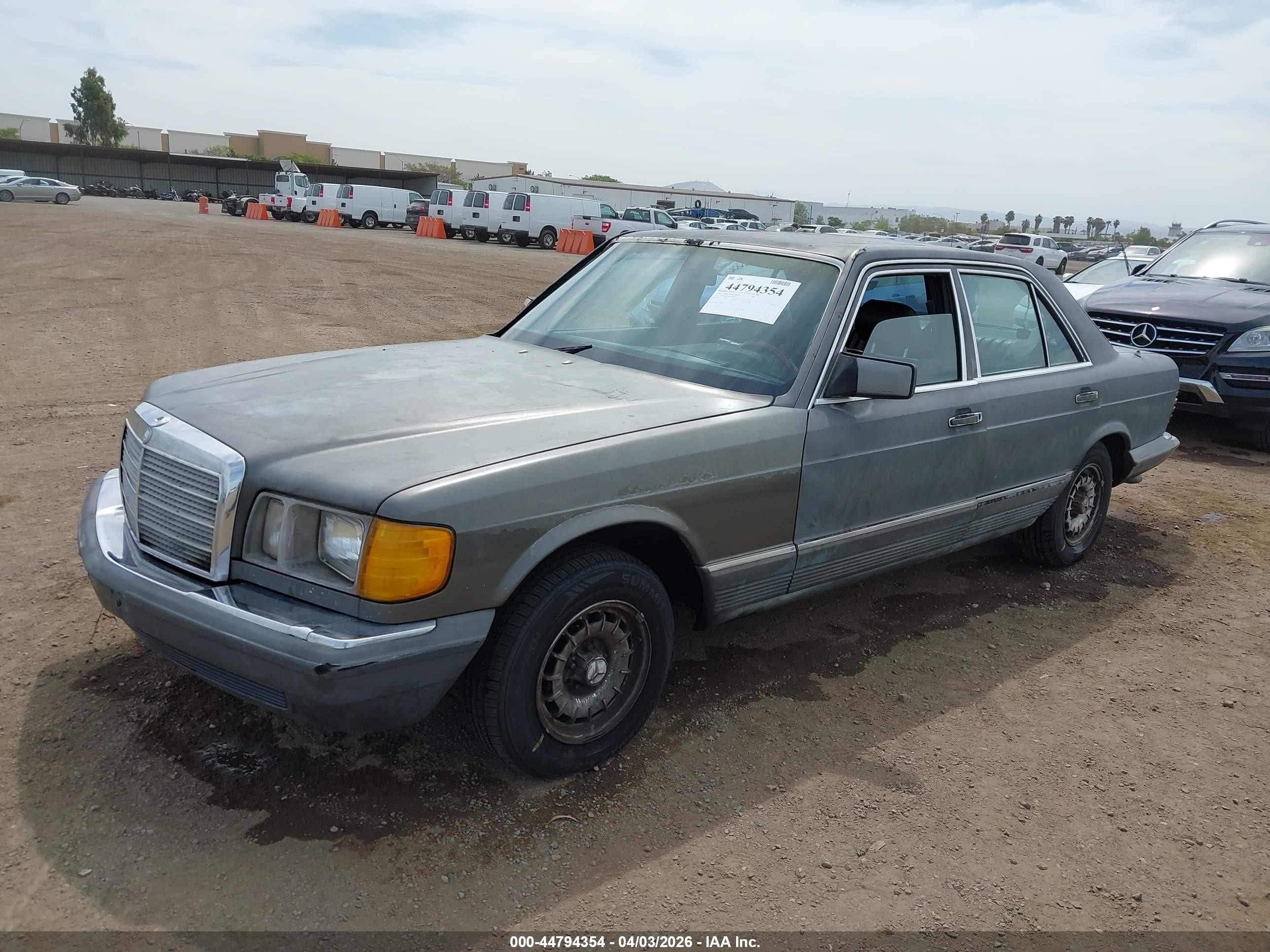 1982 Mercedes-benz 300 Sd Gray vin: WDBCB20A6CB032101