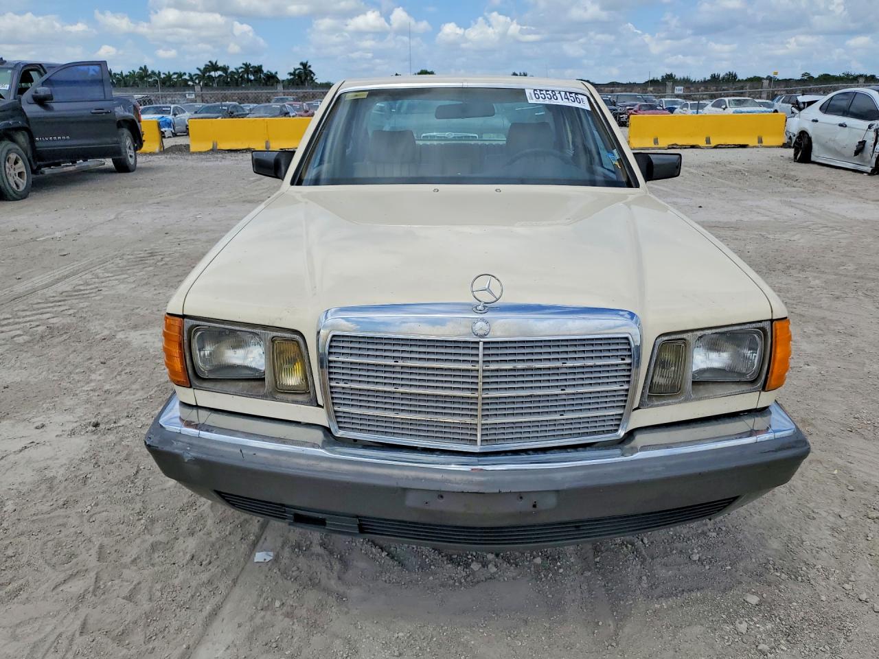 1981 Mercedes-benz 300 Sd Beige vin: WDBCB20A7BB000269
