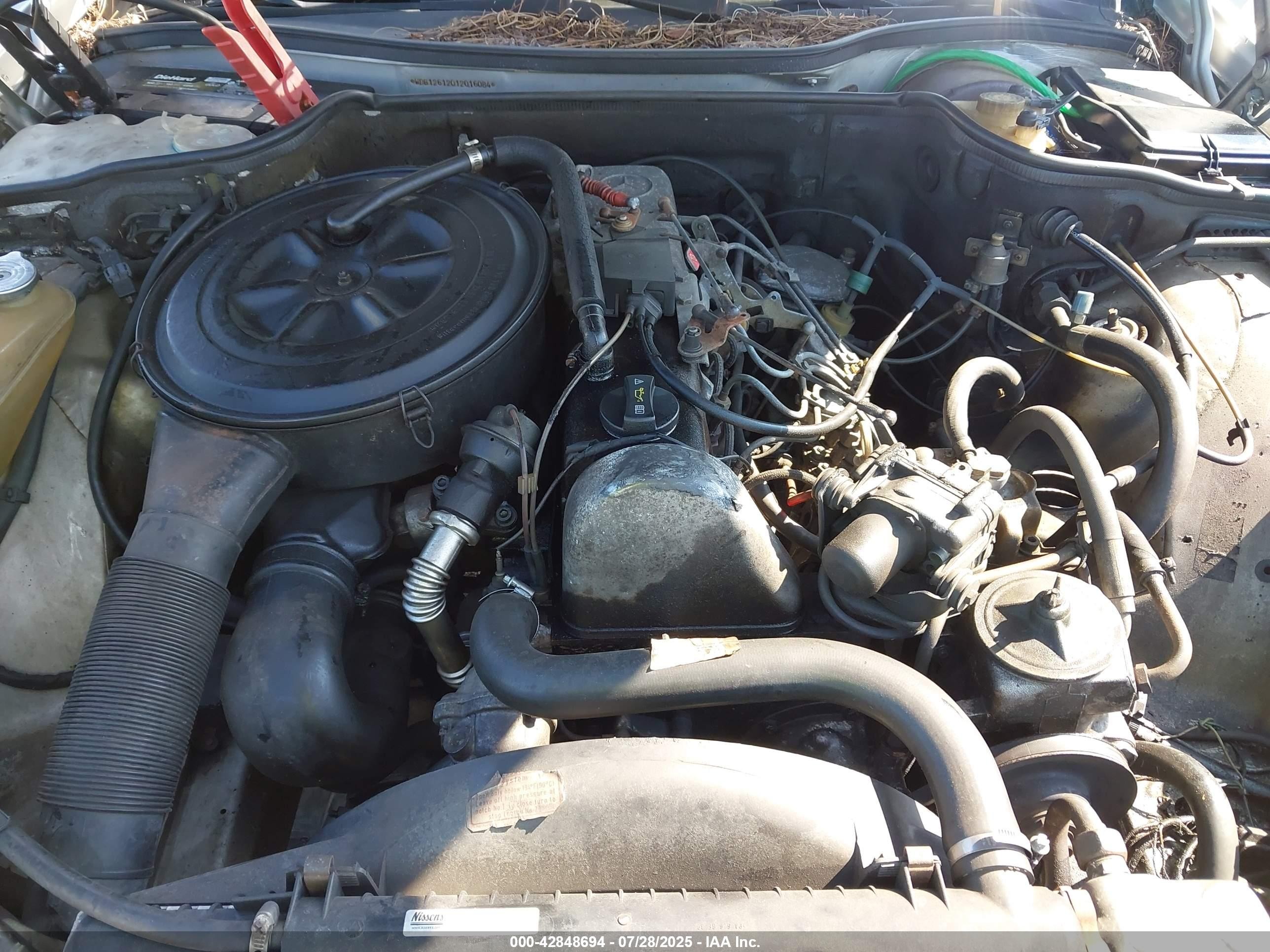 1982 Mercedes-benz 300 Sd Silver vin: WDBCB20A7CB016084