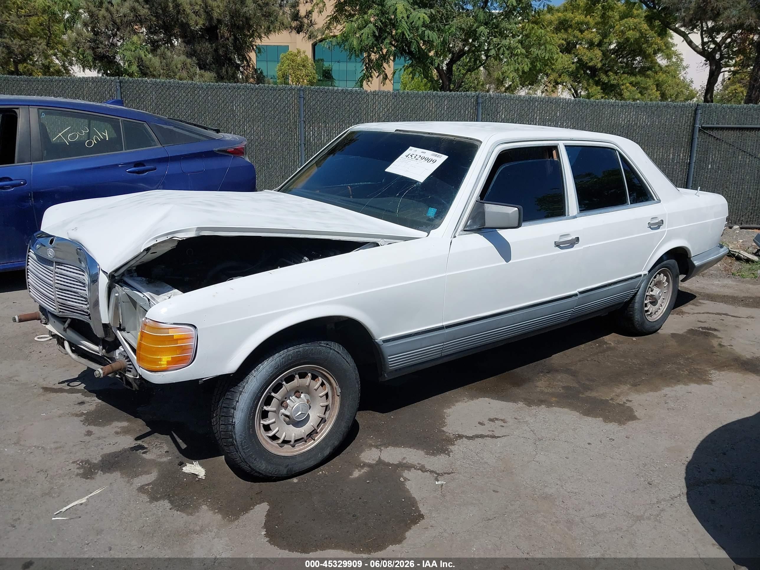 1982 Mercedes-benz 300 Sd White vin: WDBCB20A7CB024699