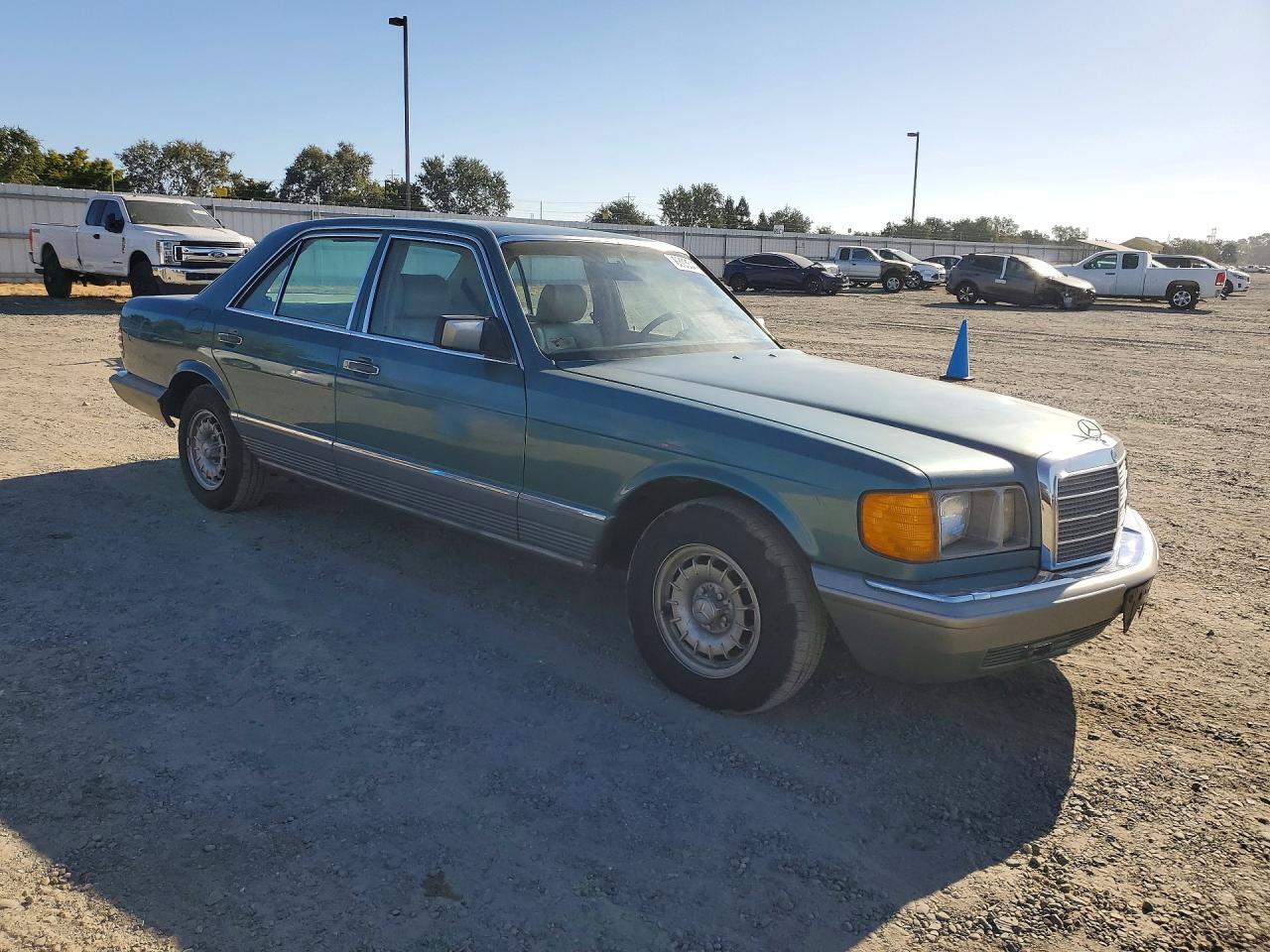 1984 Mercedes-benz 300 Sd Teal vin: WDBCB20AXEA043188