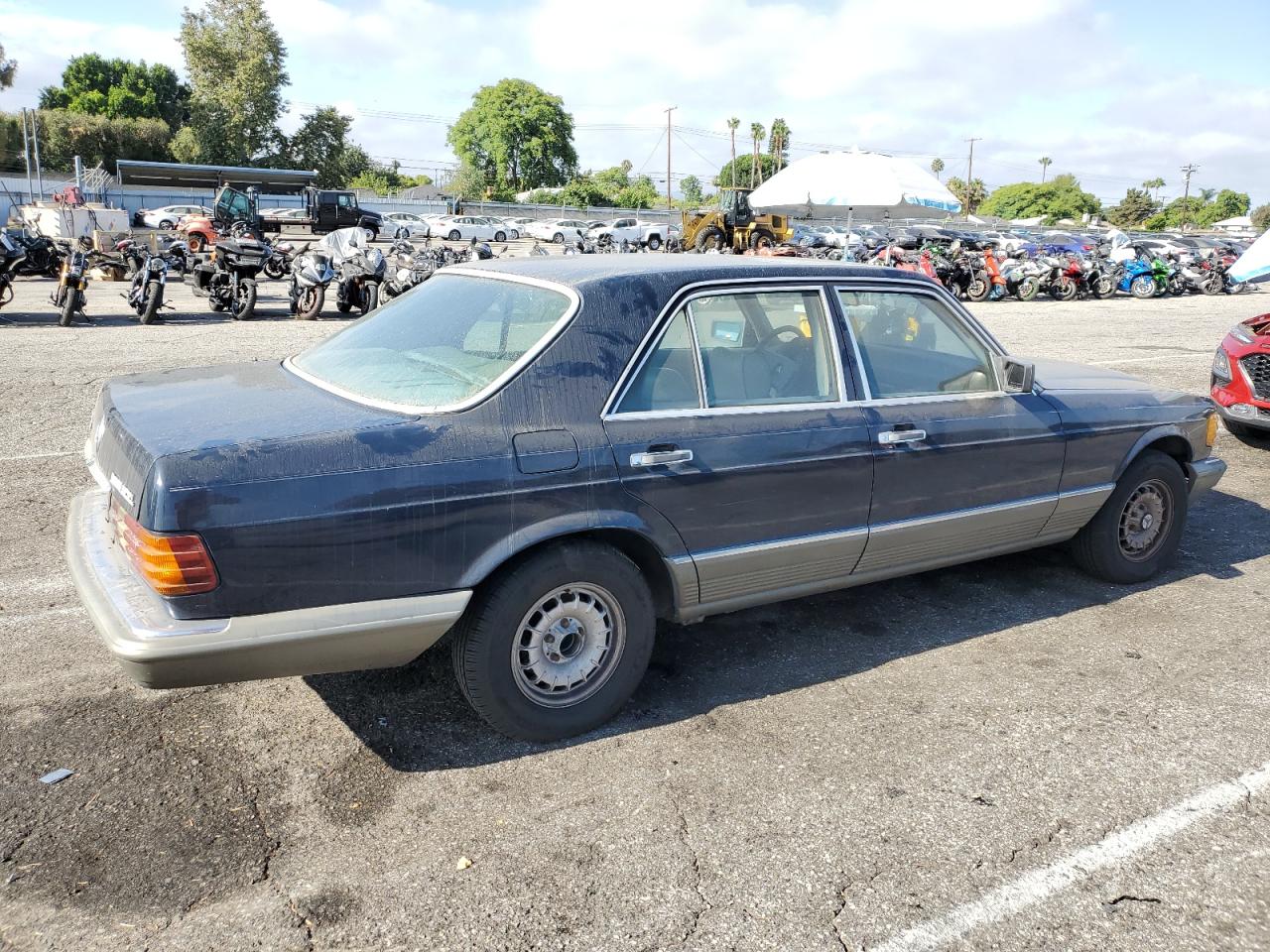 1984 Mercedes-benz 300 Sd   Blue vin: WDBCB20AXEA051288