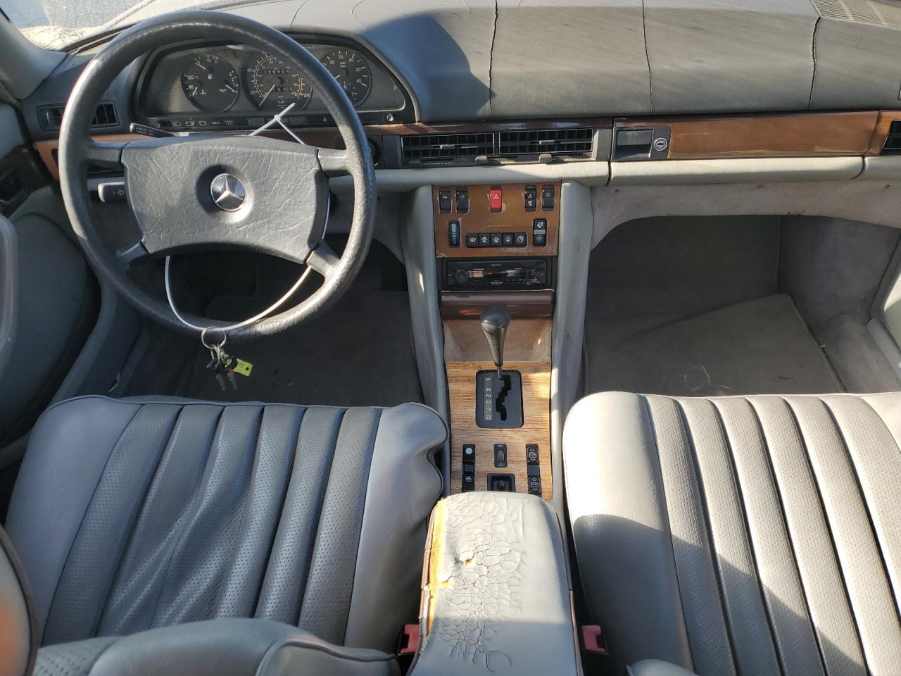 1984 Mercedes-benz 300 Sd   Blue vin: WDBCB20AXEA051288