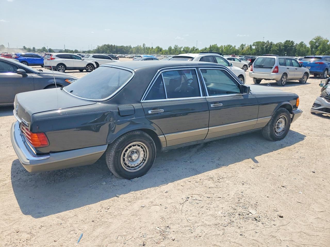 1985 Mercedes-benz 300 Gray vin: WDBCB20C0FA124834