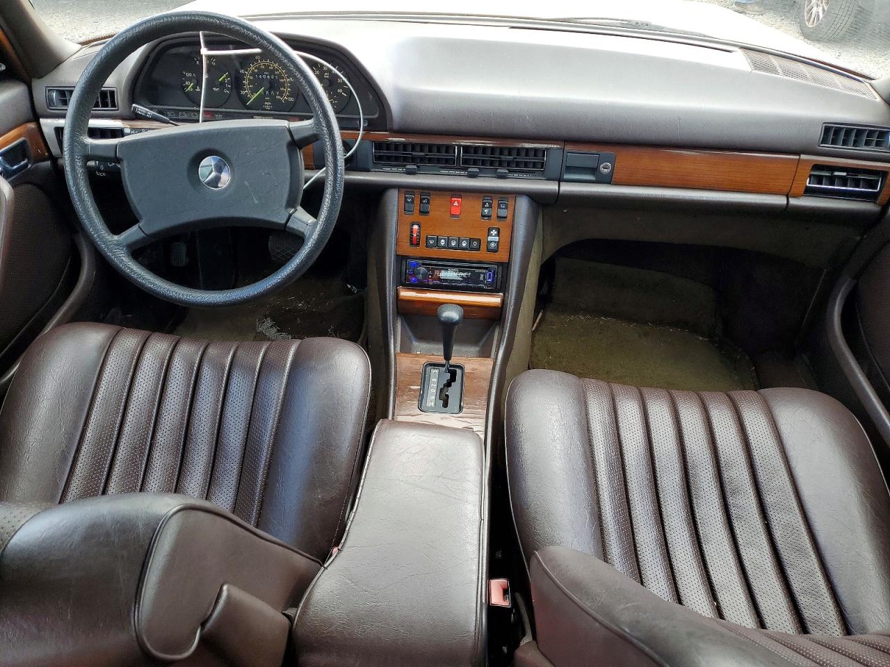 1985 Mercedes-benz 300 Sd Beige vin: WDBCB20C1FA186498
