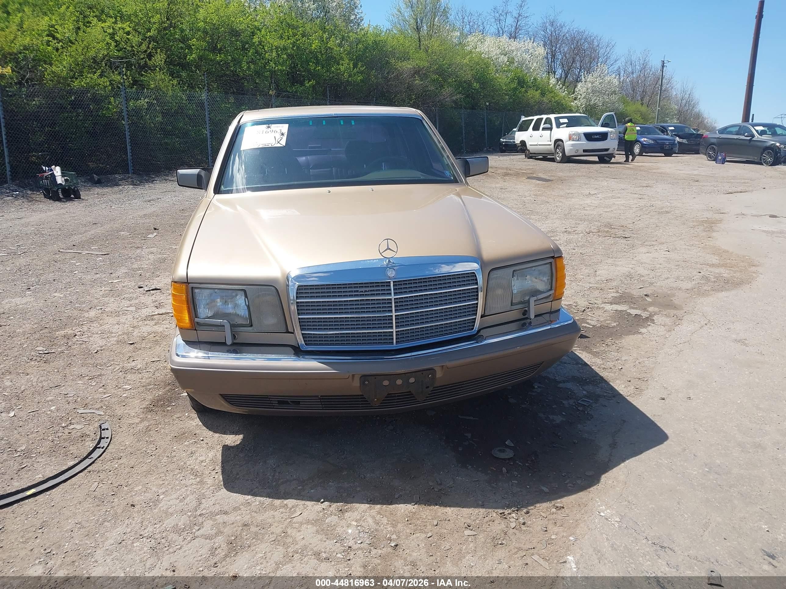 1986 Mercedes-benz 300 Sdl Gold vin: WDBCB25D0GA246404
