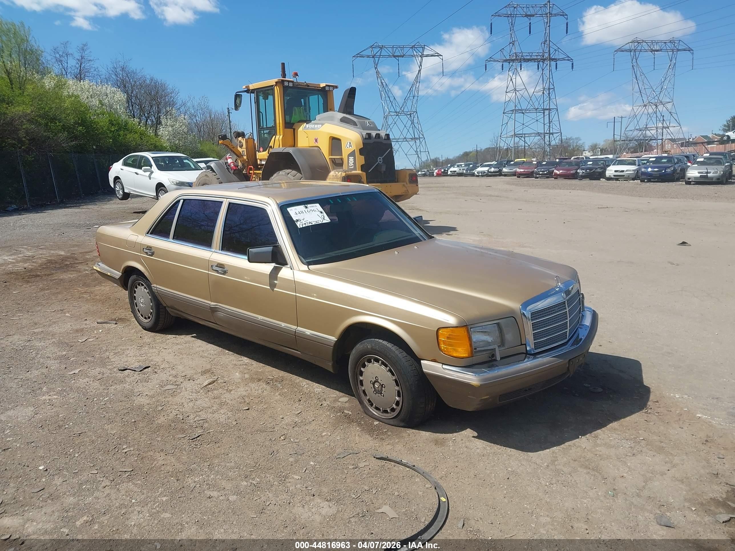1986 Mercedes-benz 300 Sdl Gold vin: WDBCB25D0GA246404