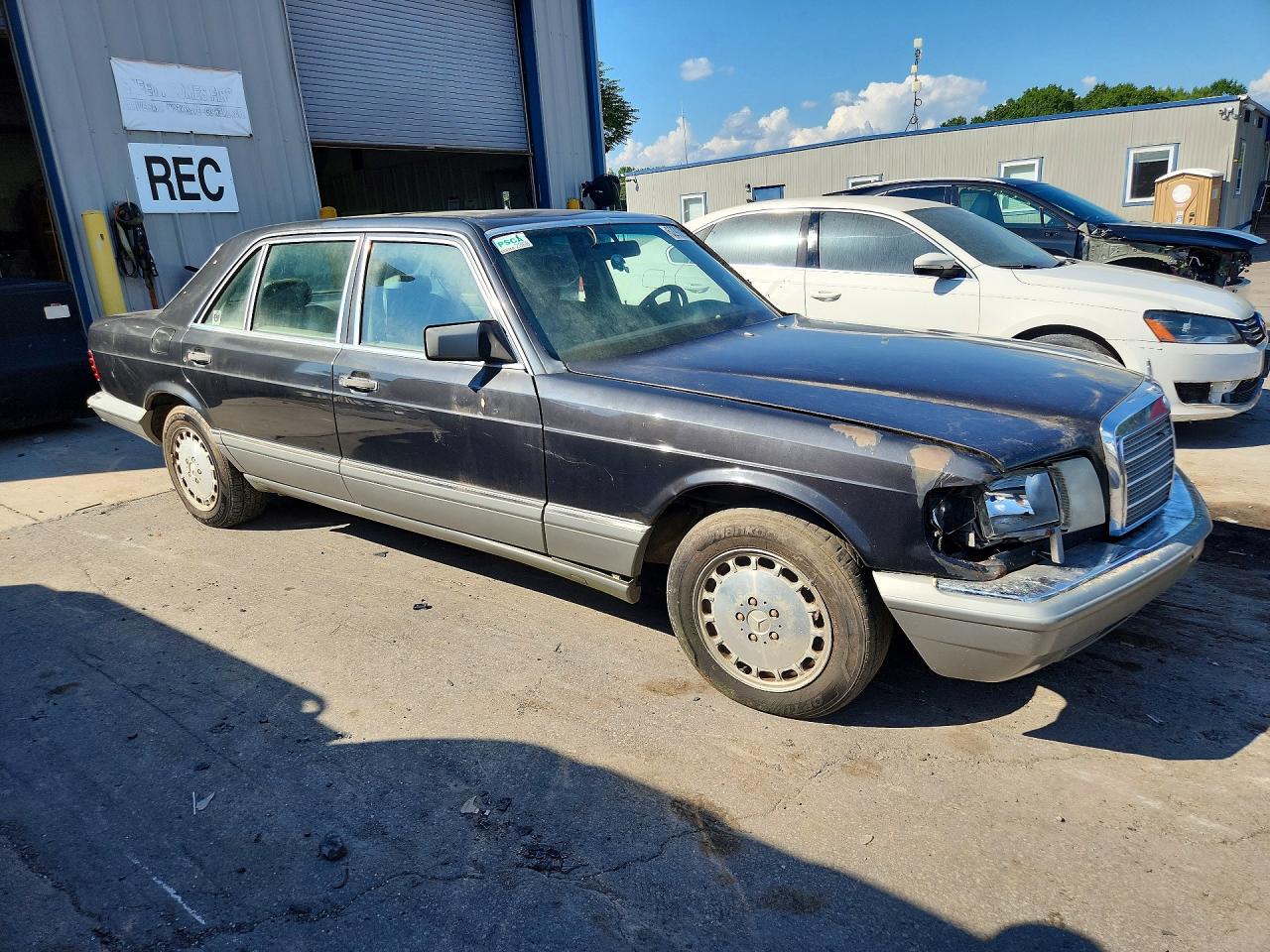 1987 Mercedes-benz 300 Sdl Серый vin: WDBCB25D1HA309818
