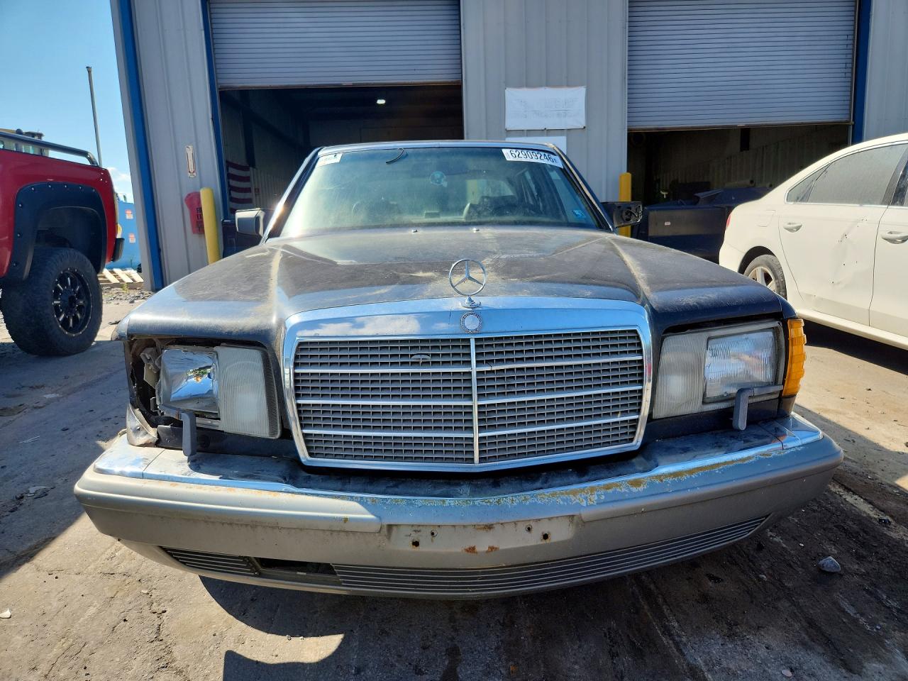 1987 Mercedes-benz 300 Sdl Серый vin: WDBCB25D1HA309818