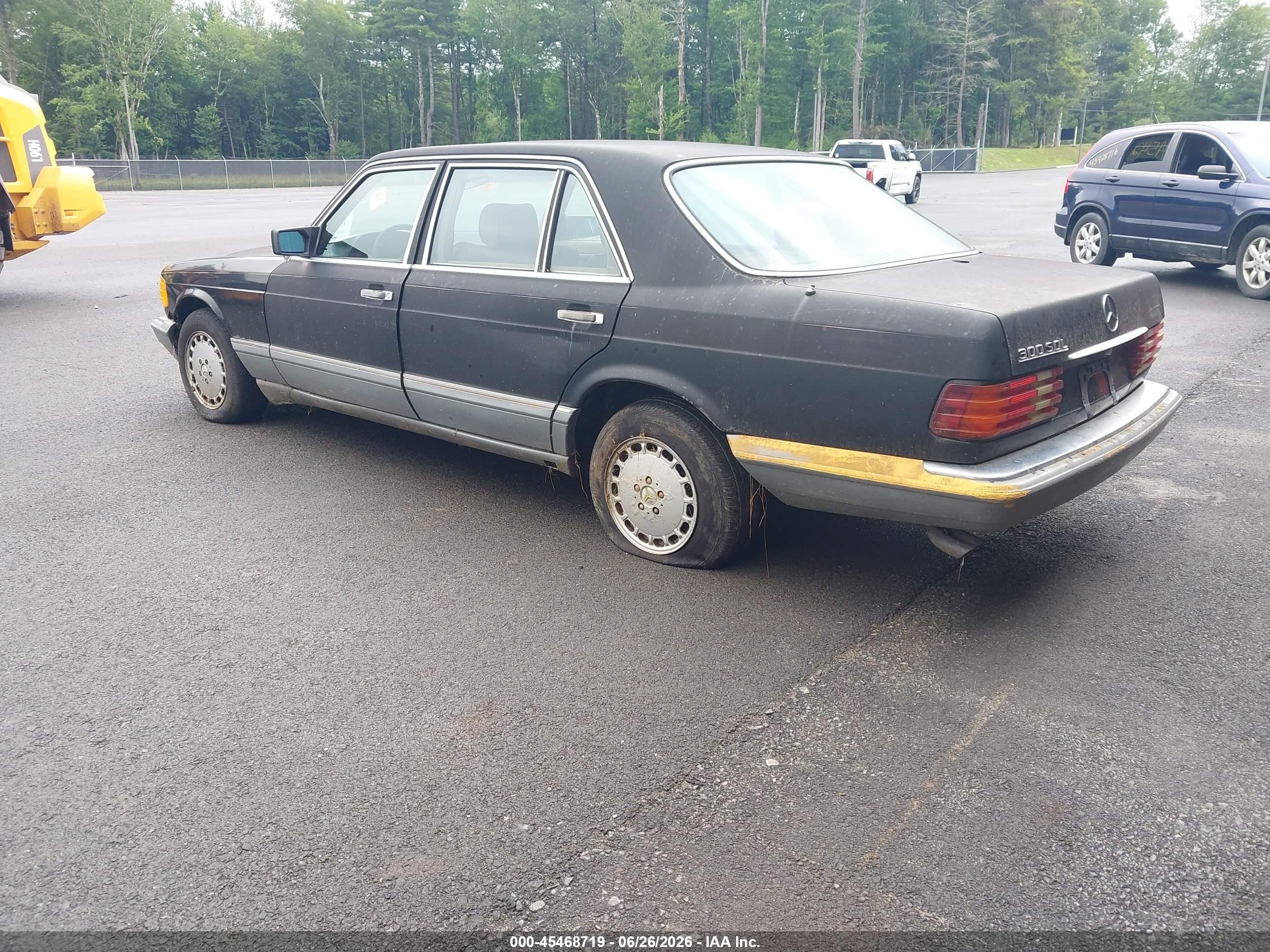1986 Mercedes-benz 300 Sdl Черный vin: WDBCB25D2GA245321