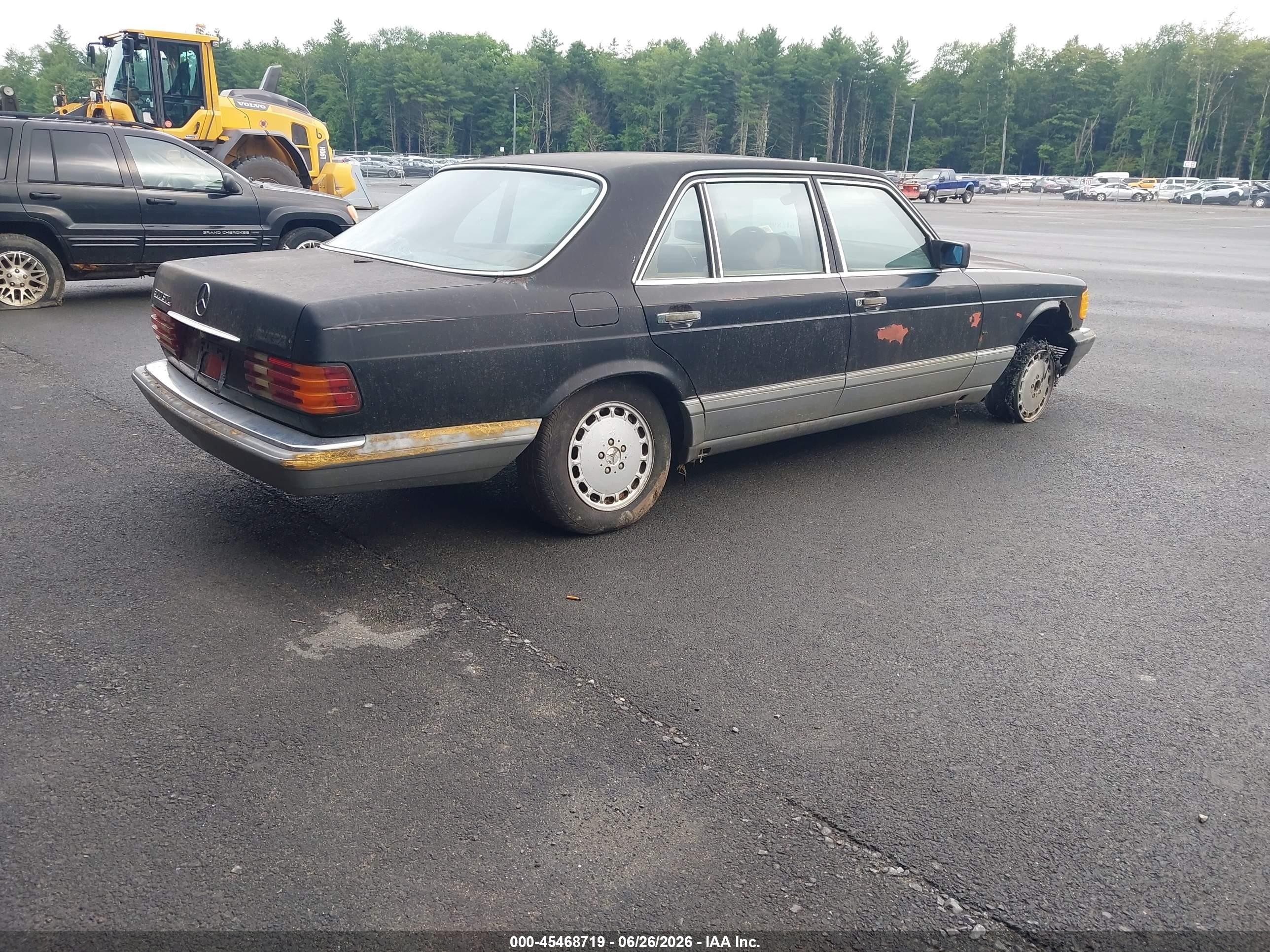 1986 Mercedes-benz 300 Sdl Черный vin: WDBCB25D2GA245321
