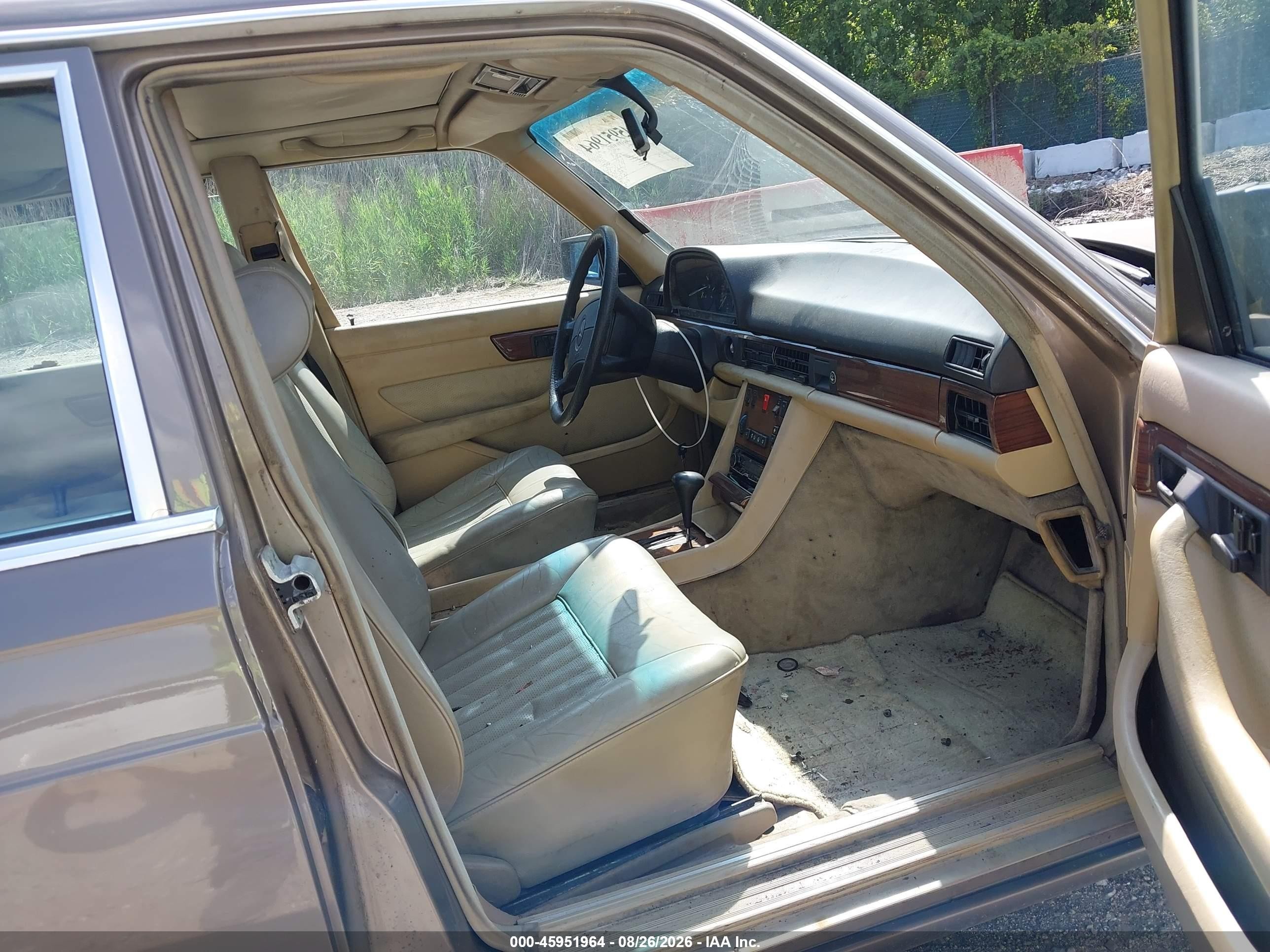 1987 Mercedes-benz 300 Sdl Brown vin: WDBCB25D2HA330984